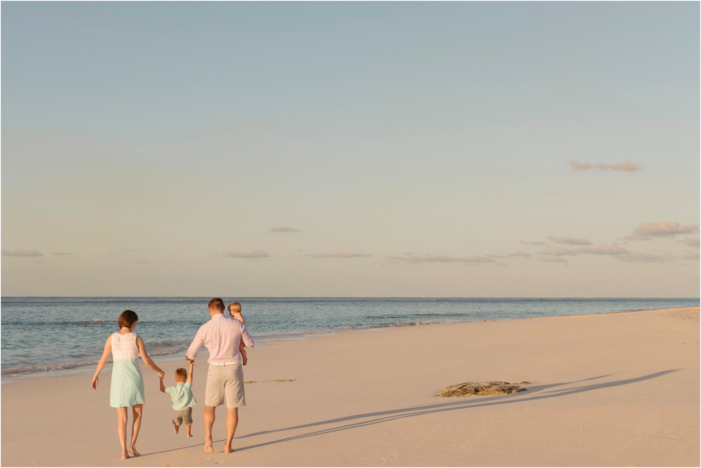 ©FianderFoto_Bermuda Photographer_Elbow Beach_Sara_016.jpg