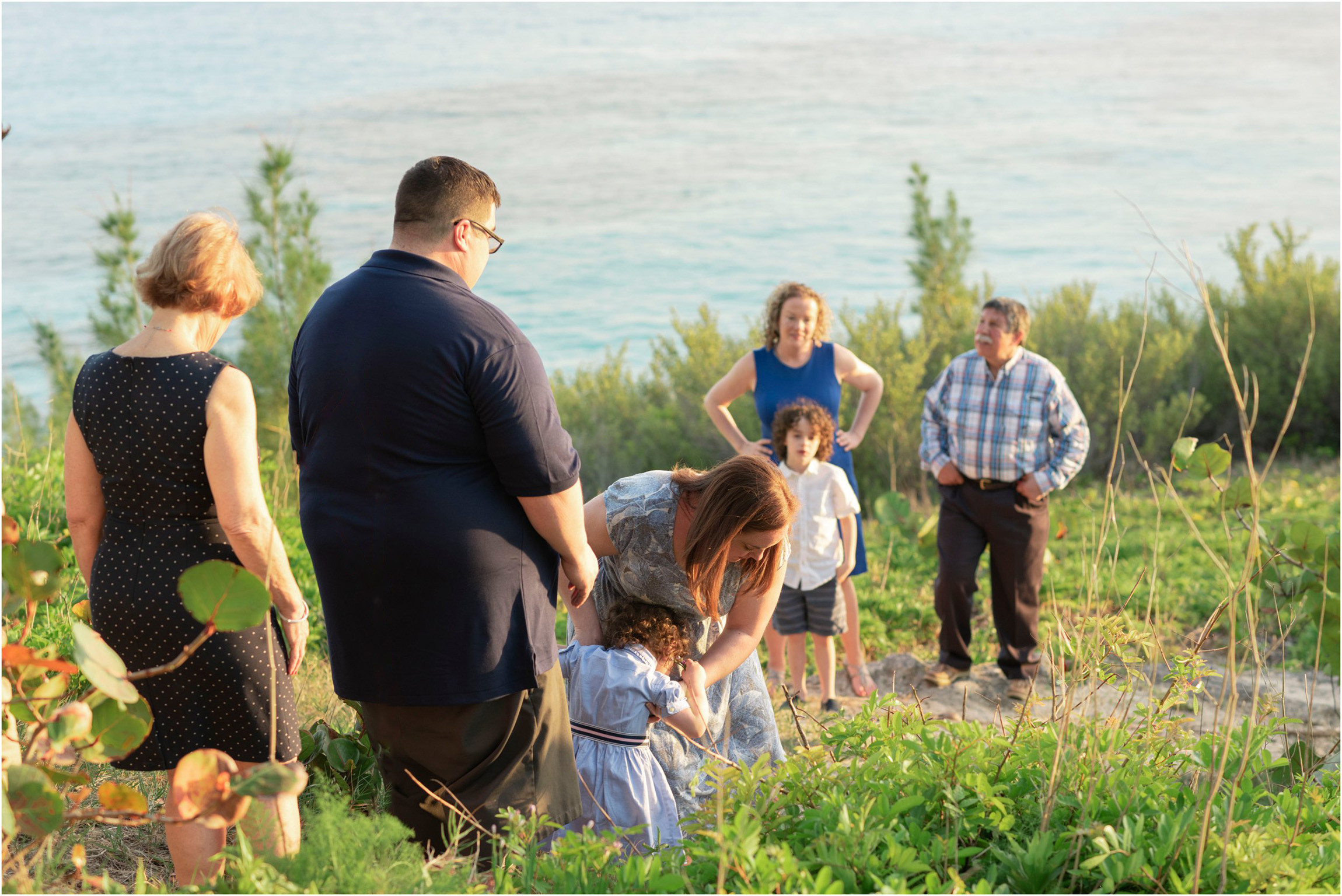 ©FianderFoto_Bermuda Photographer_Church Bay Park_Ashley_Family_011.jpg