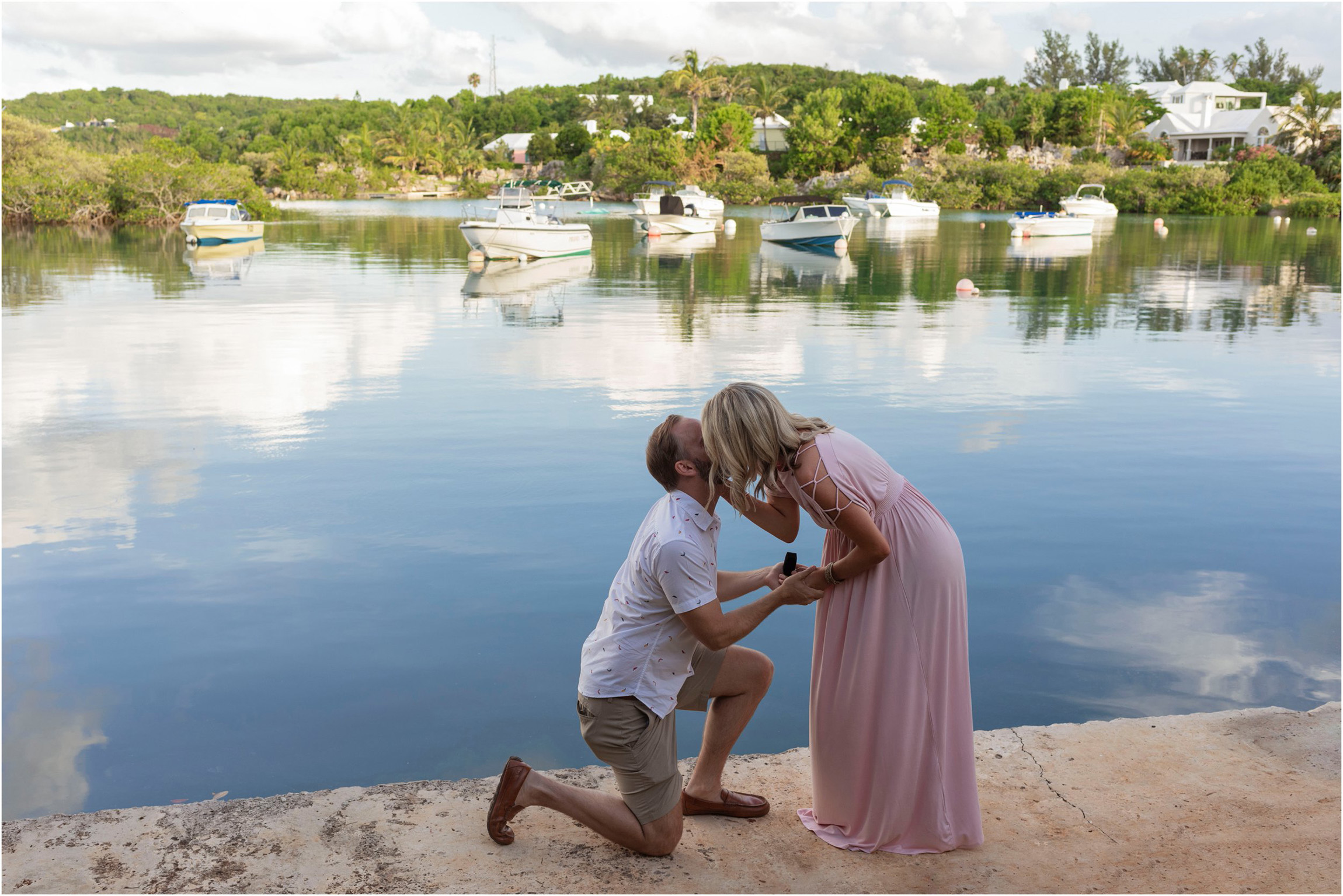 ©FianderFoto_Bermuda_Tom Moore's Jungle_Proposal Maternity Photographer_Erika_Andy_004.jpg