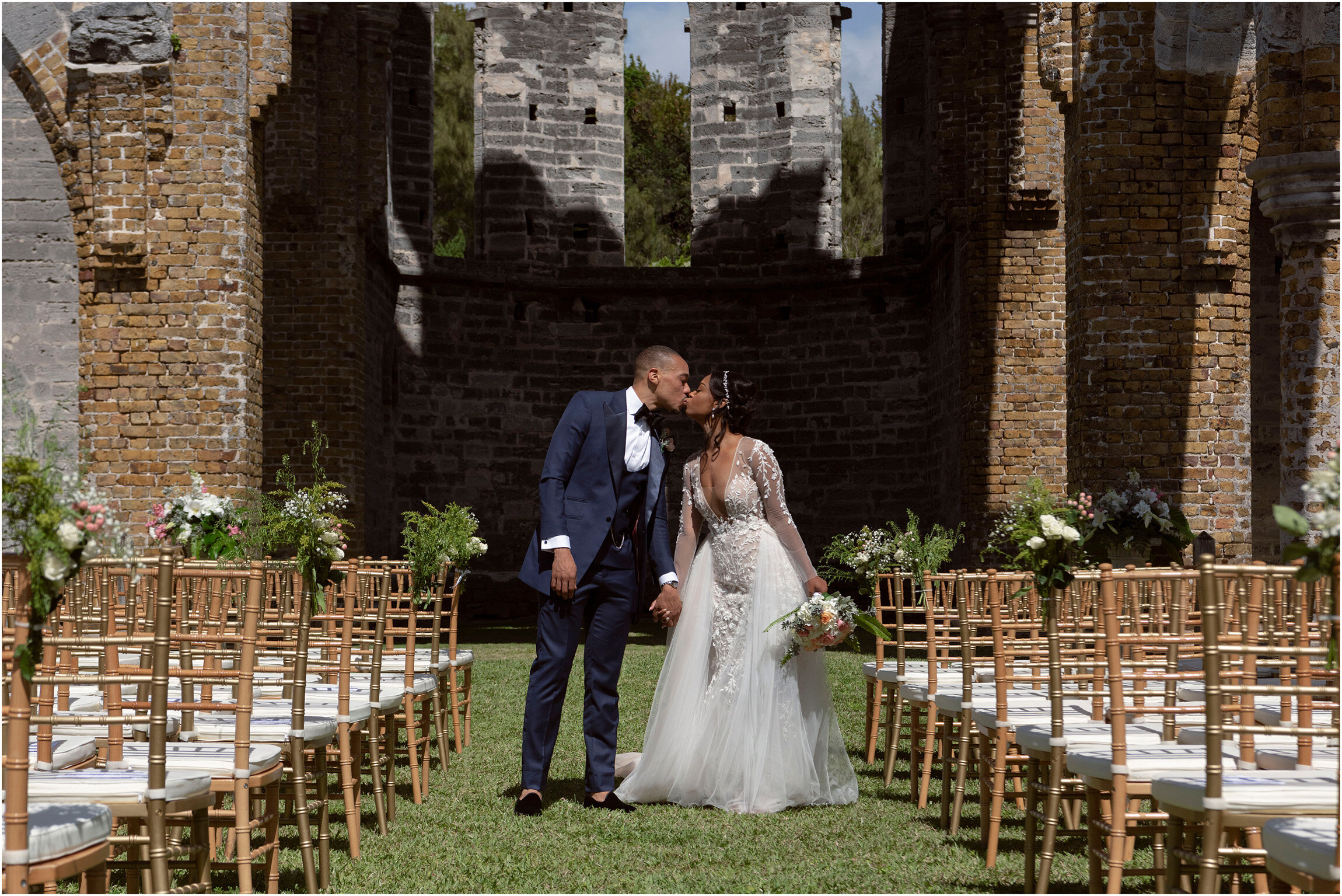©Fiander Foto_Bermuda Wedding Photographer_Unfinished Church_Janeese_Kyle_061.jpg