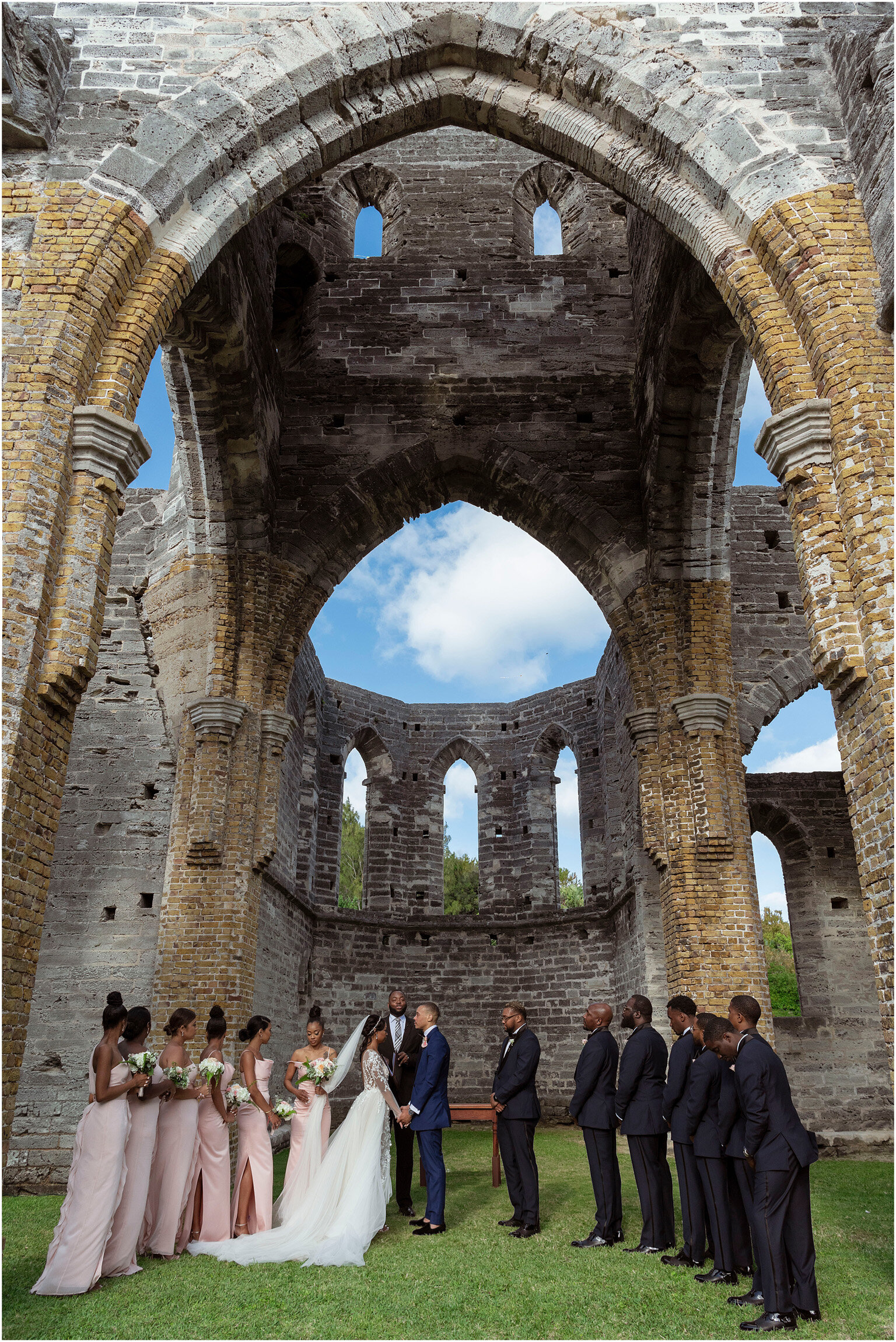 ©Fiander Foto_Bermuda Wedding Photographer_Unfinished Church_Janeese_Kyle_072.jpg