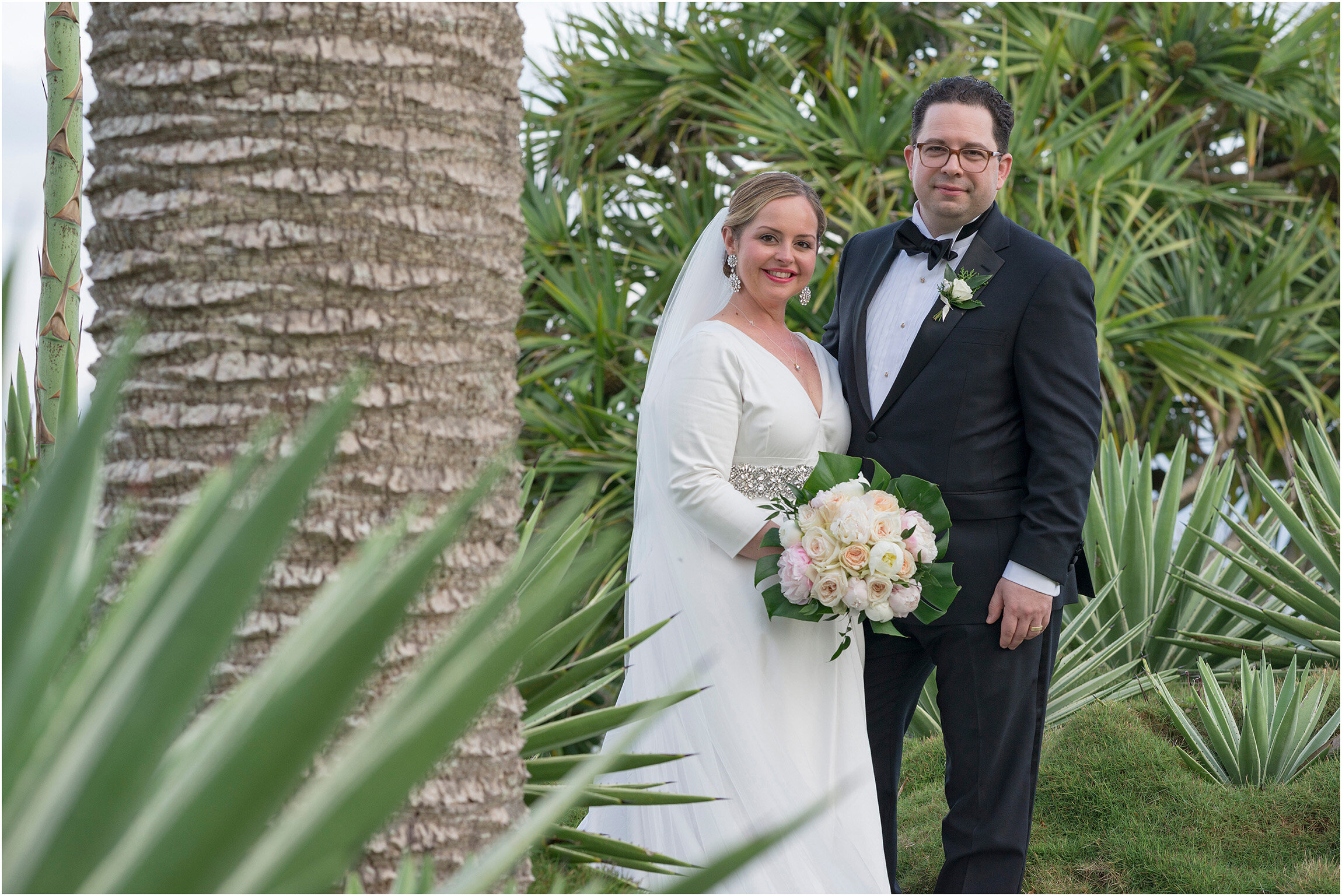 ©FianderFoto_Coral Beach Club_Bermuda_Wedding_CM_062.jpg