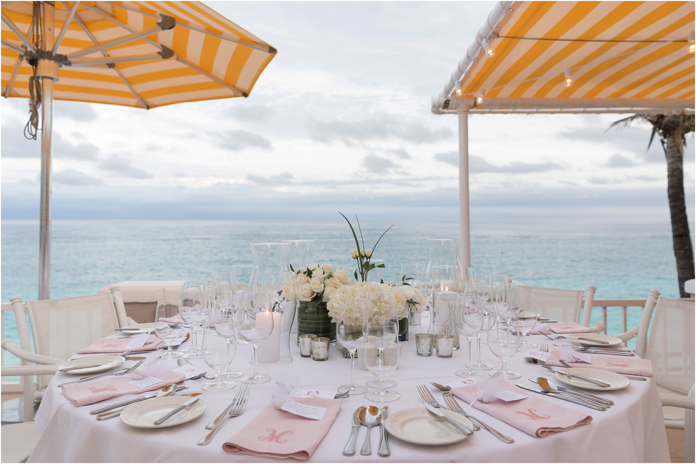 ©FianderFoto_Coral Beach Club_Bermuda_Wedding_CM_081.jpg