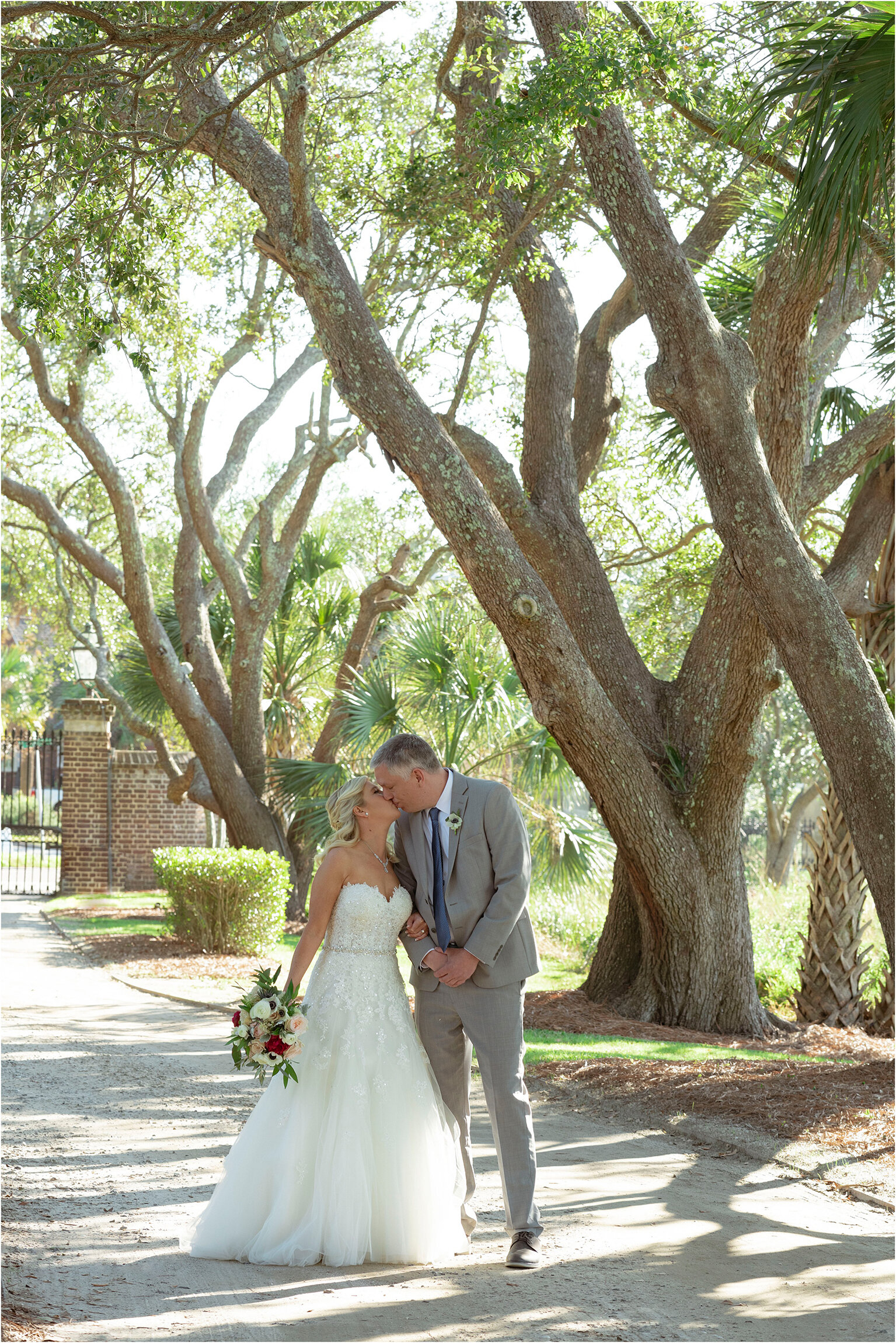 ©FianderFoto_Charleston South Carolina_Wedding Photographer_DD_078.jpg