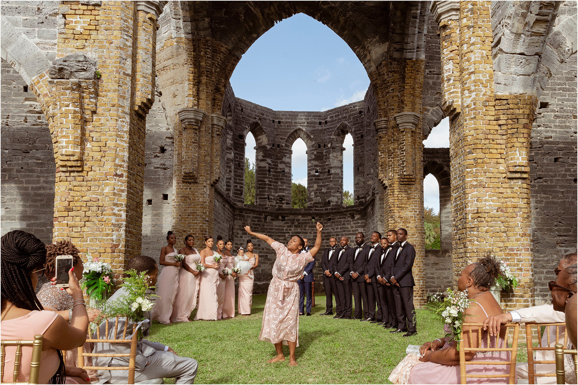 ©FianderFoto_Bermuda_Unfinished Church Wedding Photographer_1.jpg