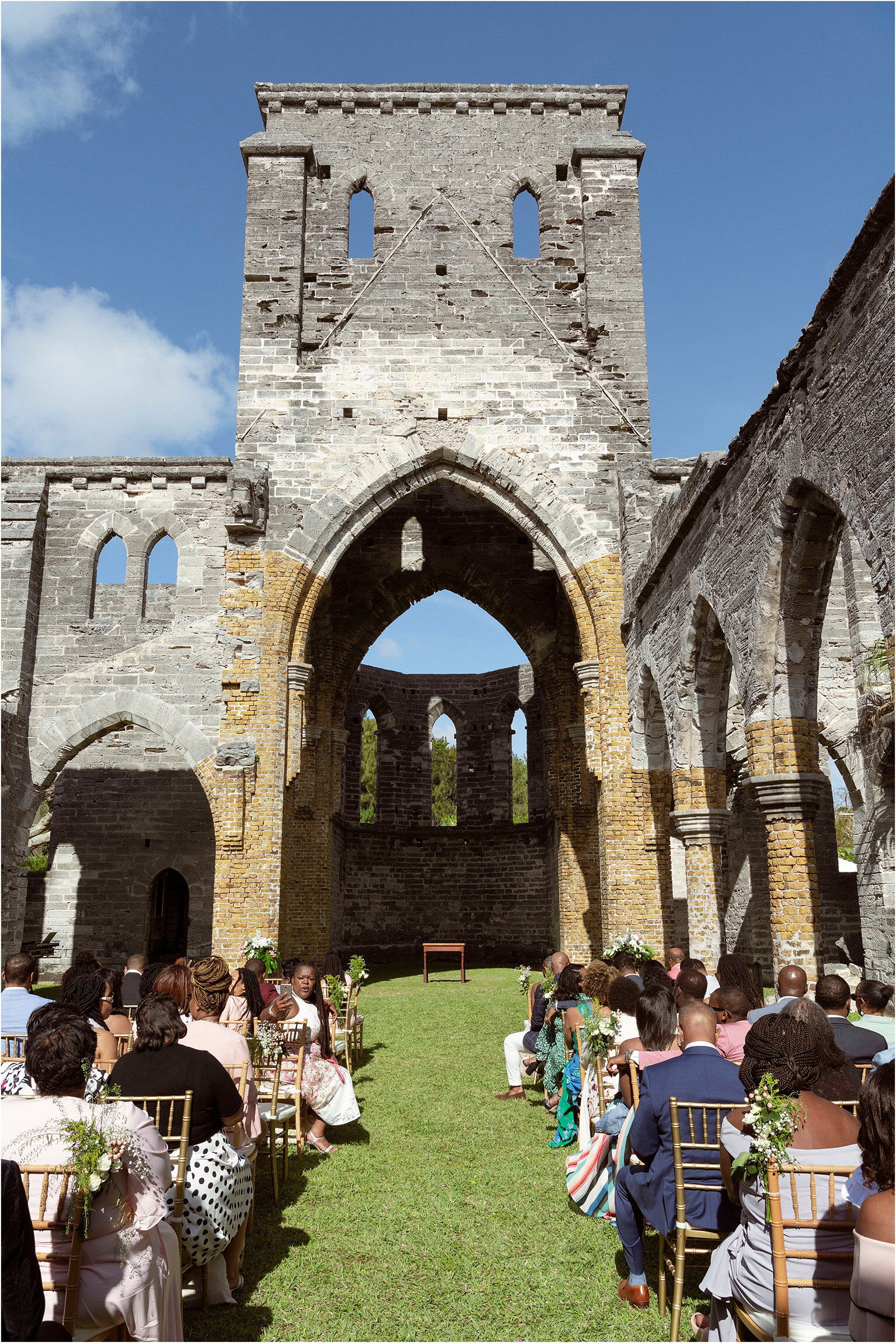 ©FianderFoto_Bermuda_Unfinished Church Wedding Photographer_4.jpg