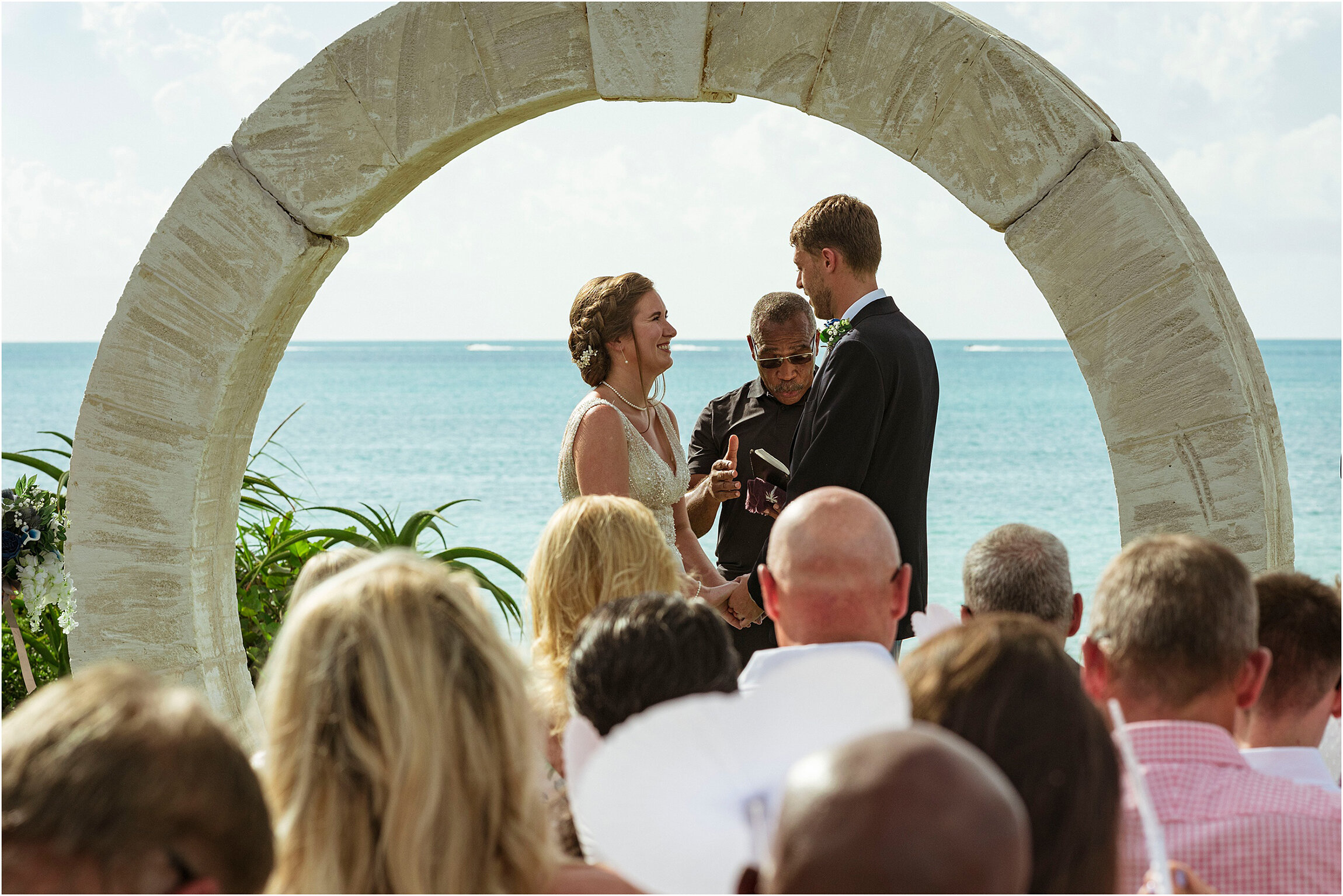 ©FianderFoto_Bermuda Wedding_Cambridge Beaches_046.jpg