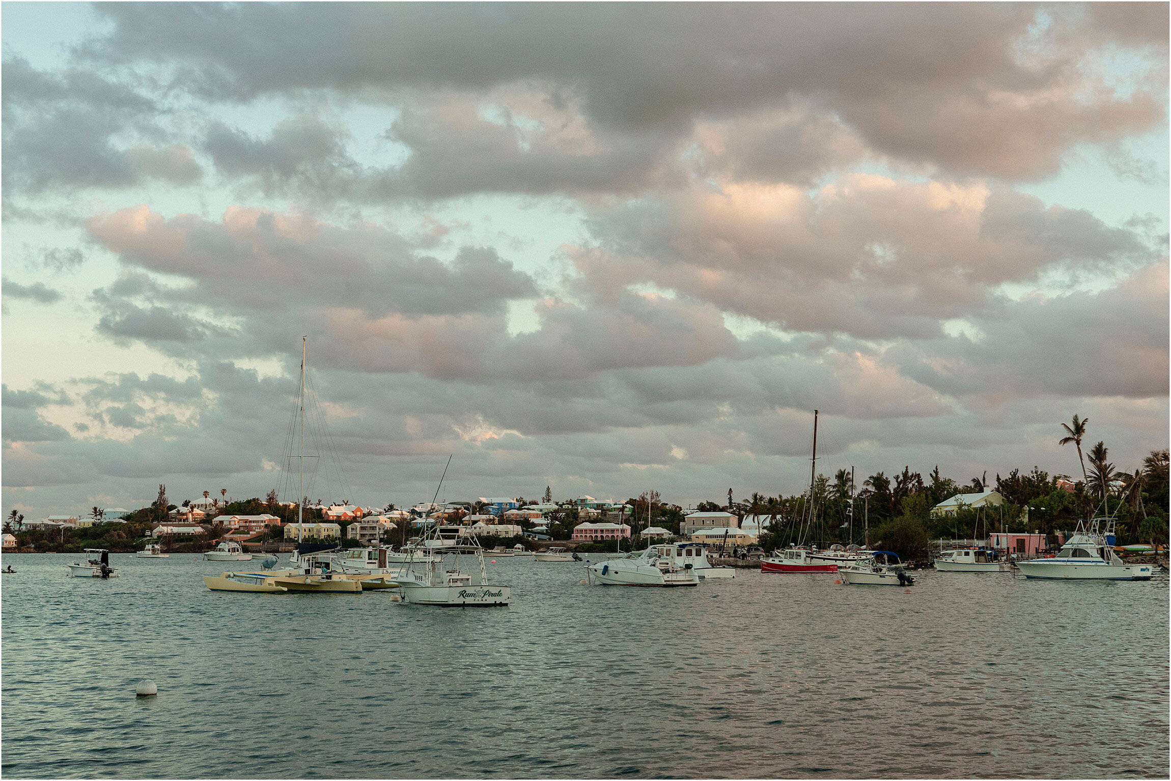 ©FianderFoto_Bermuda Maternity_Cambridge Beaches_026.jpg