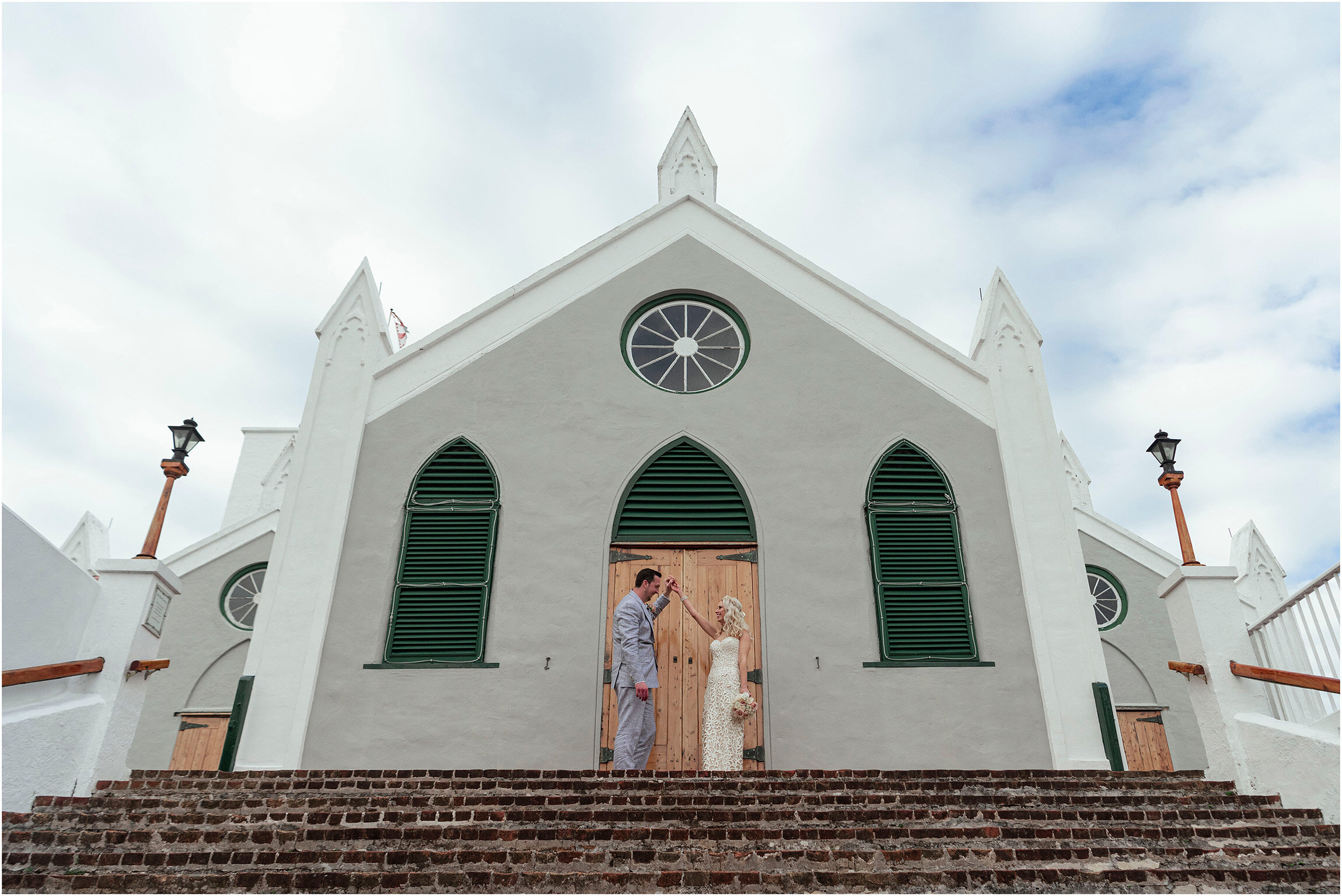 Bermuda Elopement_©Fiander Foto_Grotto Bay Resort_090.jpg