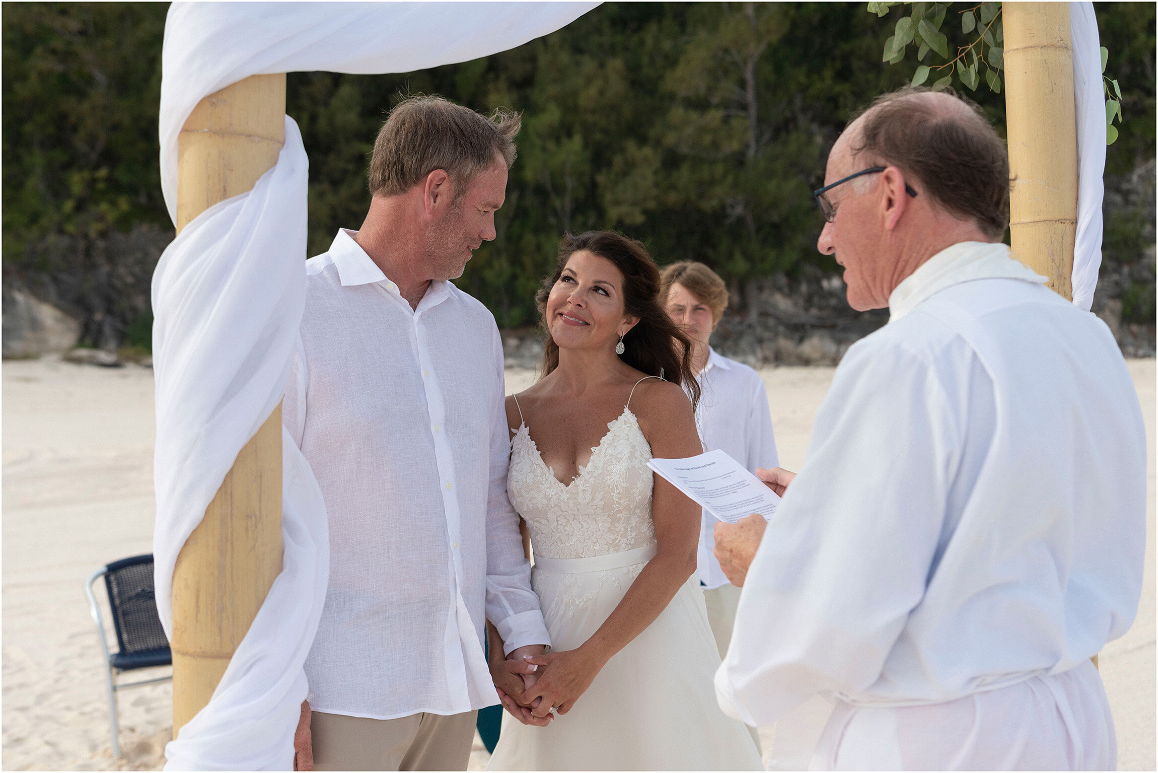 Rosewood Bermuda Wedding Photographer_©FianderFoto_047.jpg