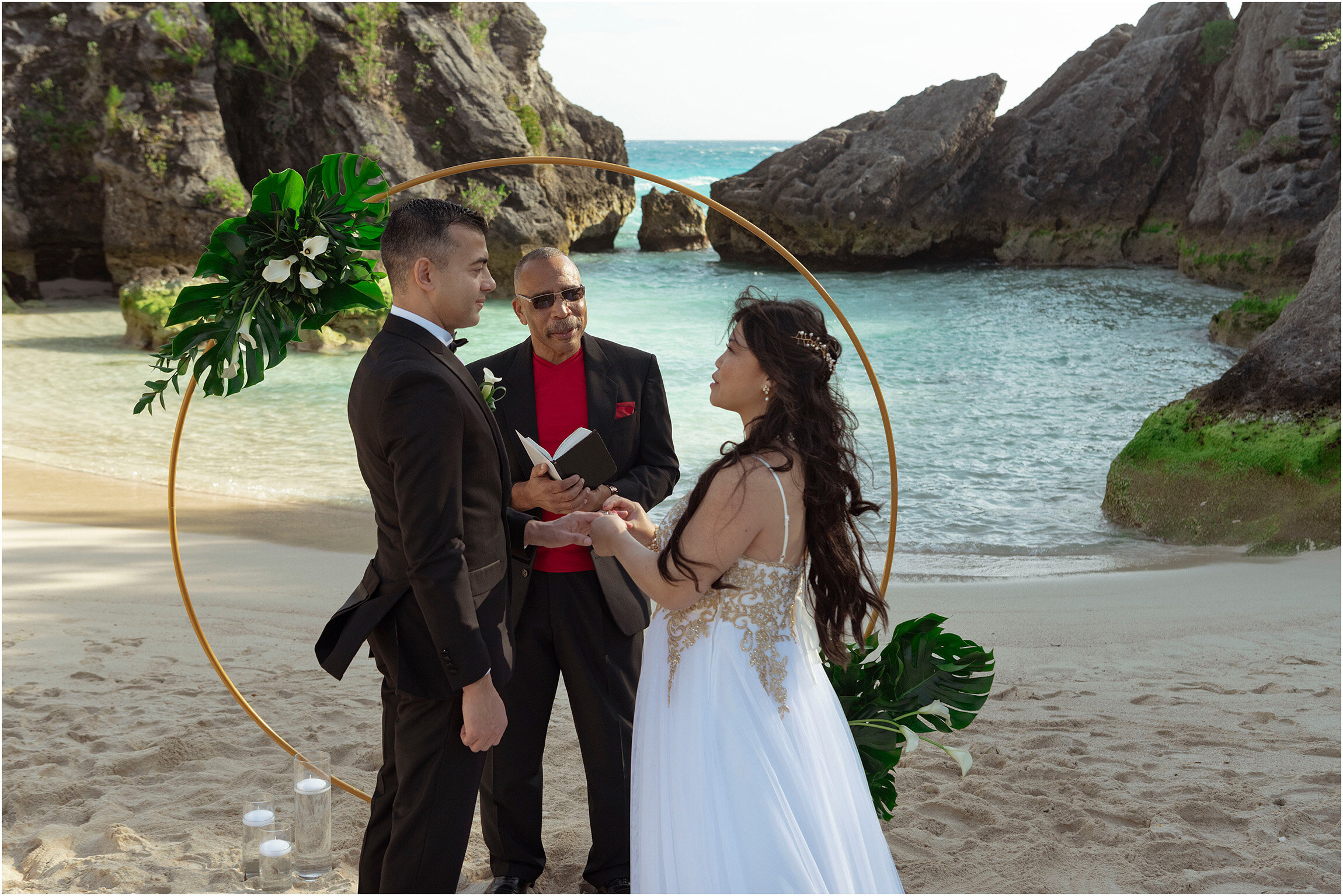 Bermuda Elopement_Jobsons Cove_©FianderFoto_013.jpg