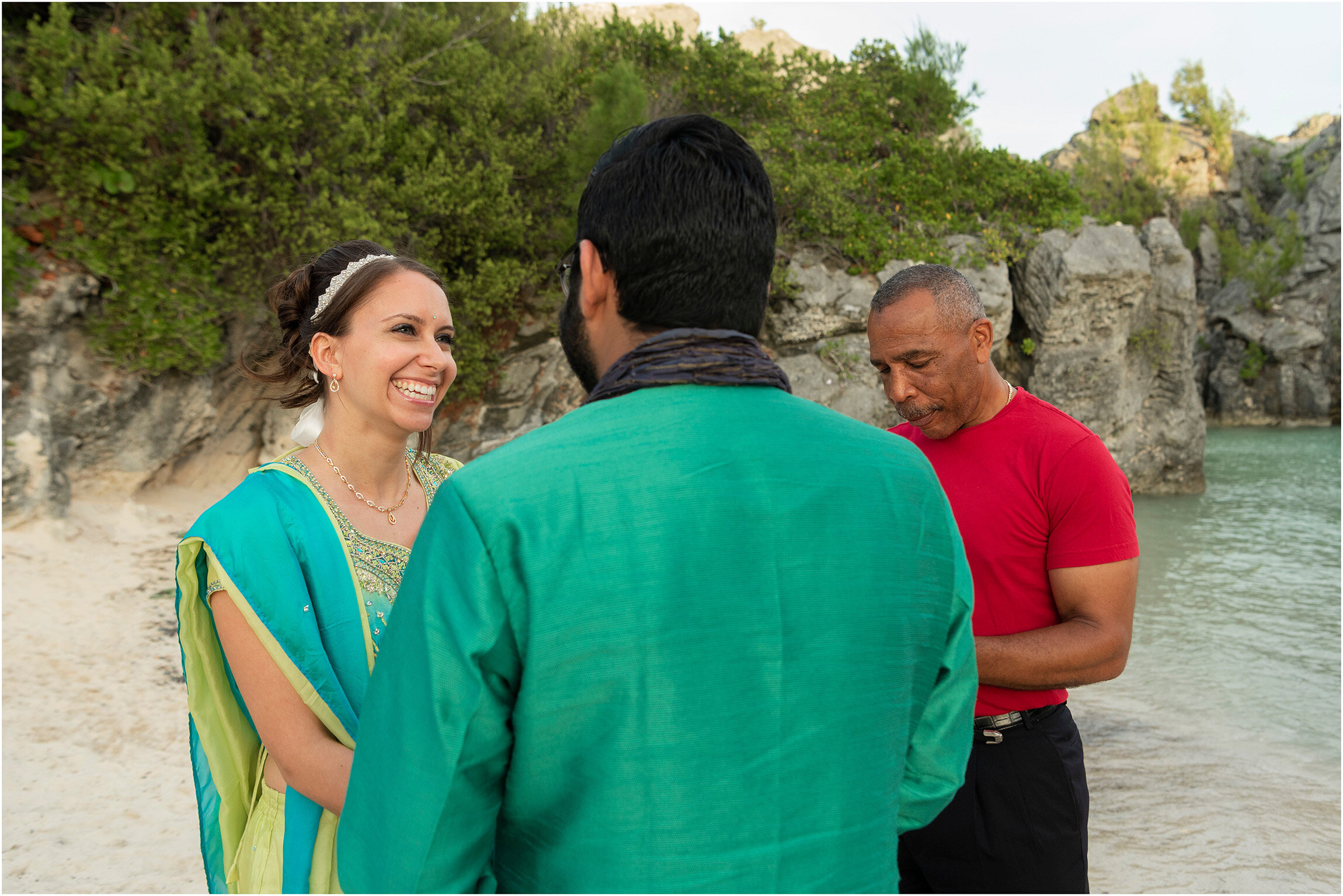 Hindu Wedding Bermuda_©FianderFoto_Jobsons Cove Elopement_009.jpg