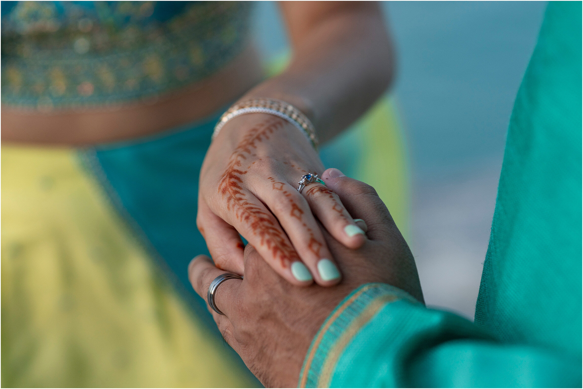 Hindu Wedding Bermuda_©FianderFoto_Jobsons Cove Elopement_038.jpg