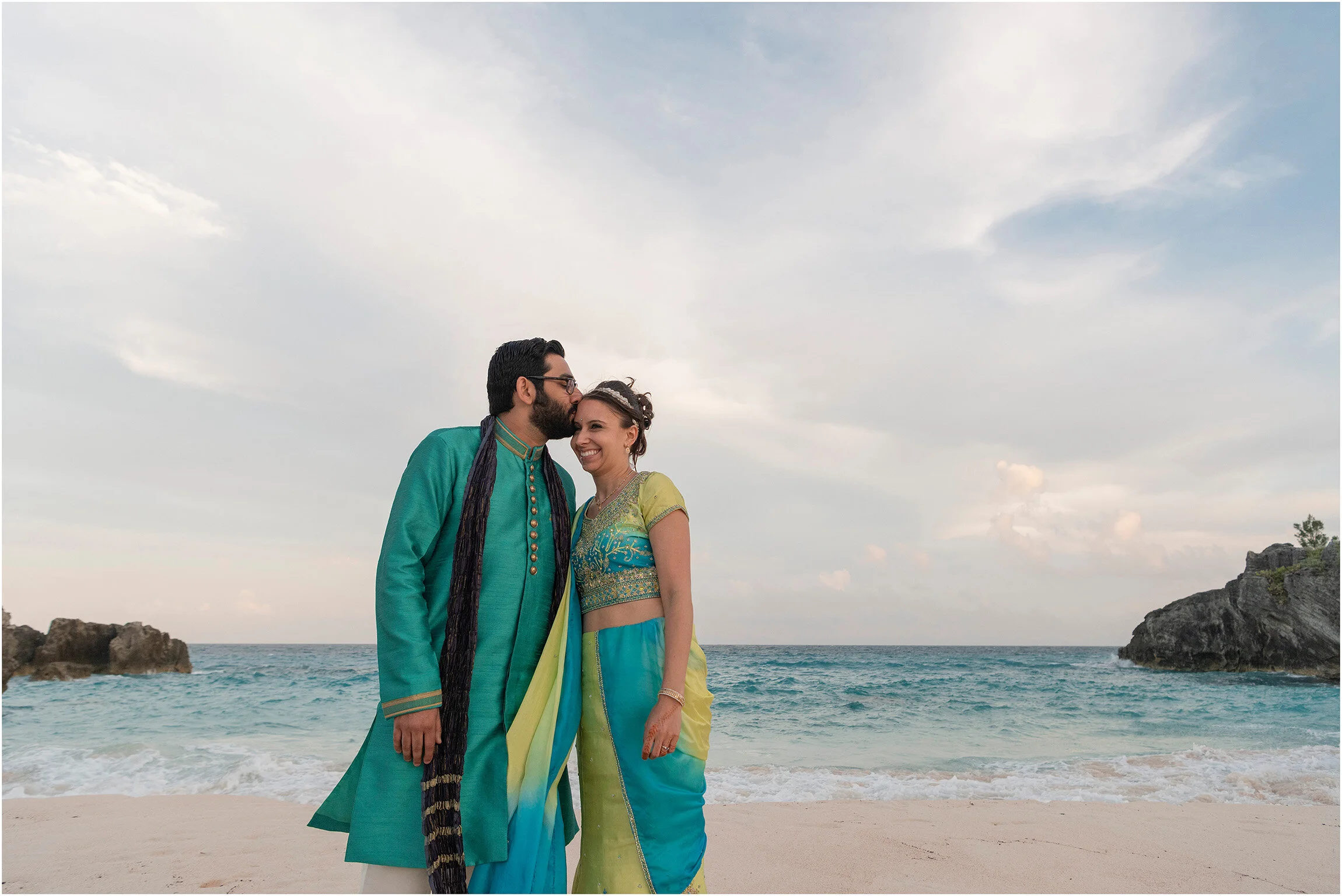 Elopement: Laura &amp; Devang - Jobson's Cove