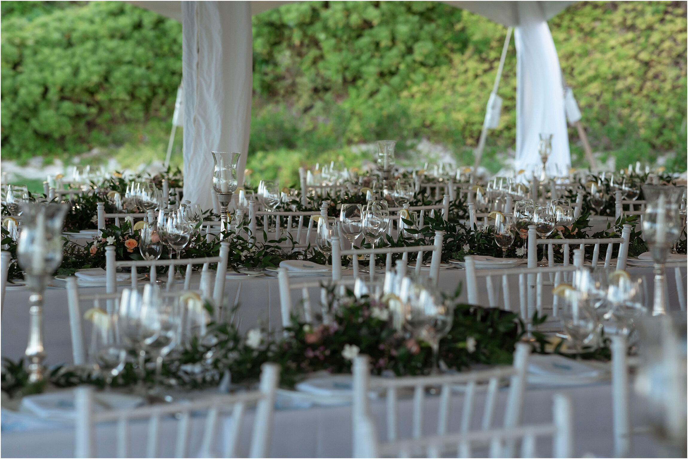 Bermuda Wedding_Coral Beach and Tennis Club_Photographer_122.jpg