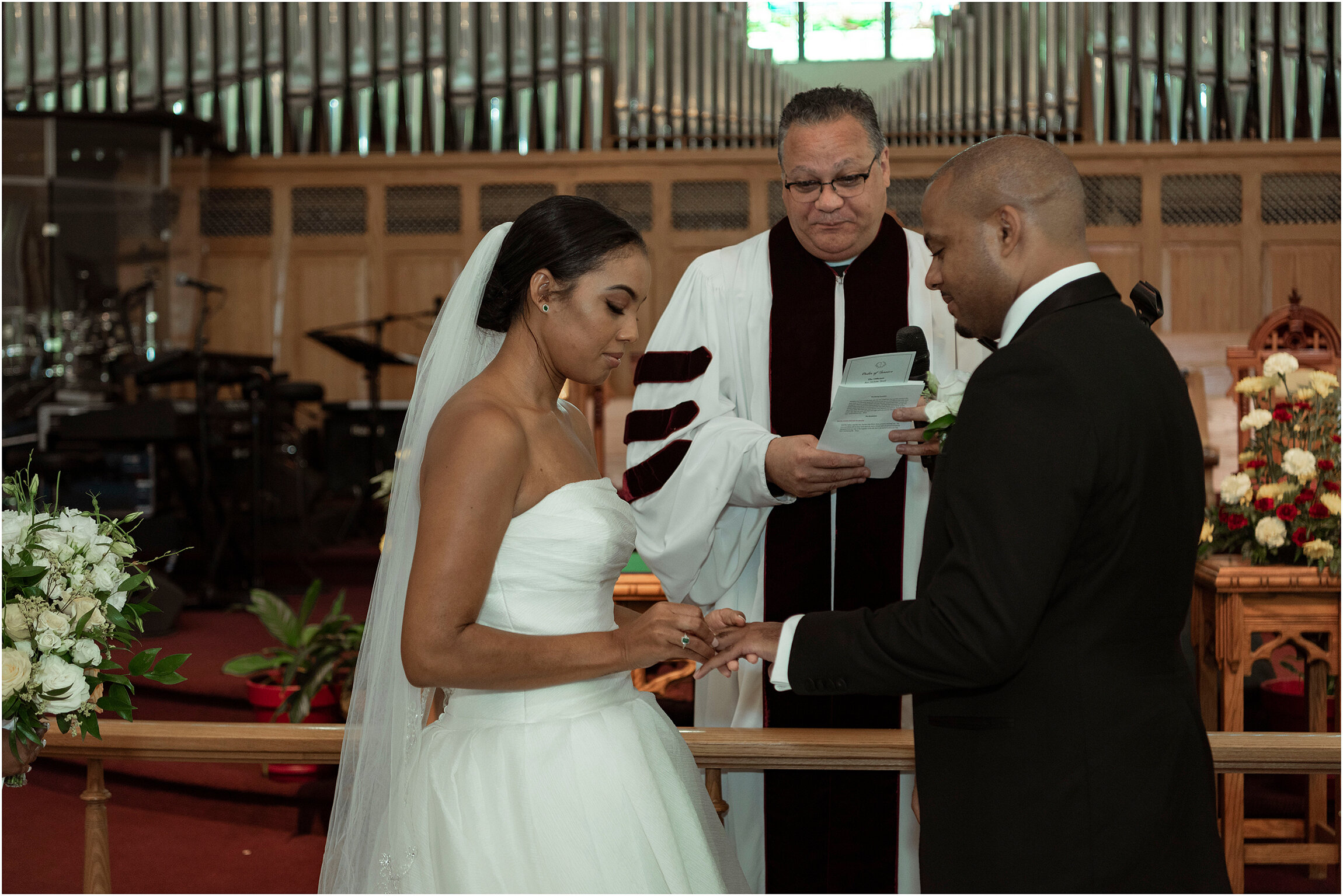 Bermuda Wedding Dockyard_Photographer_Elenae_Jason_044.jpg