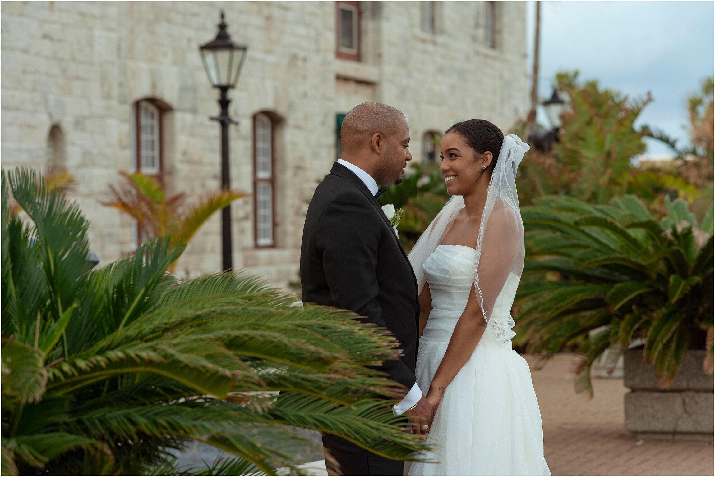 Bermuda Wedding Dockyard_Photographer_Elenae_Jason_063.jpg