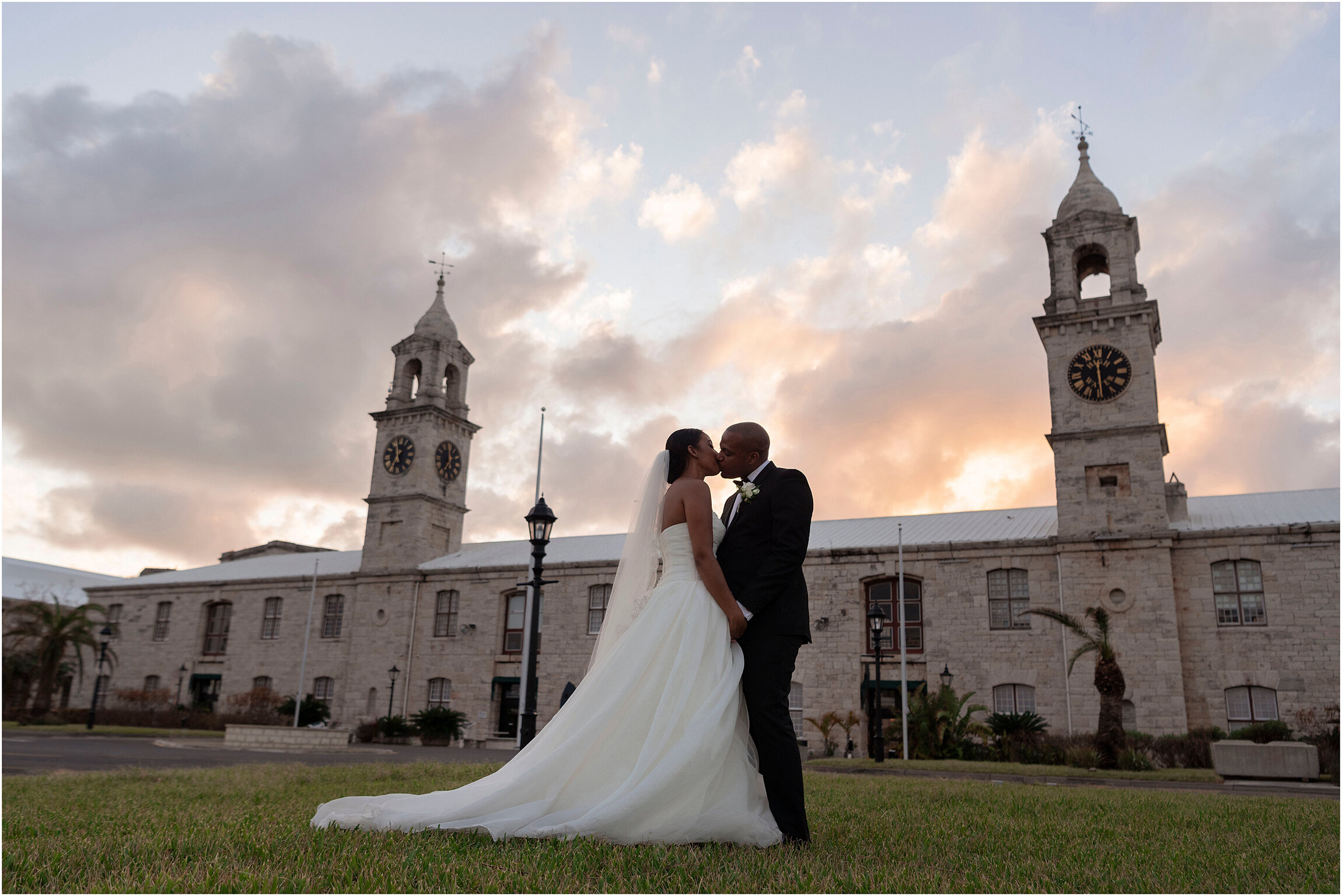 Bermuda Wedding Dockyard_Photographer_Elenae_Jason_065.jpg