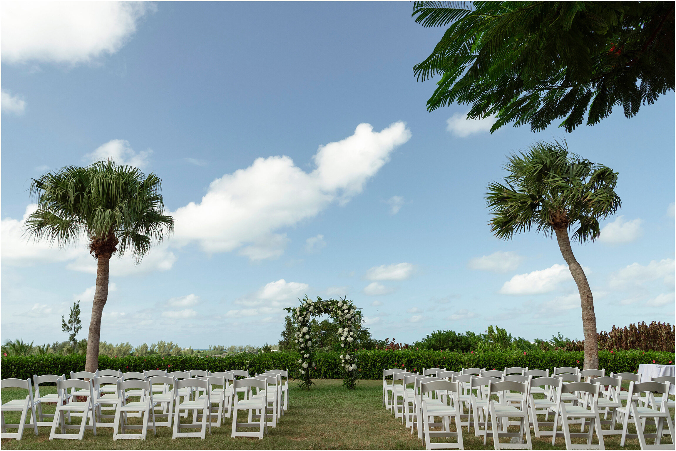 Grotto Bay Wedding Photographer Bermuda_©FianderFoto_018.jpg