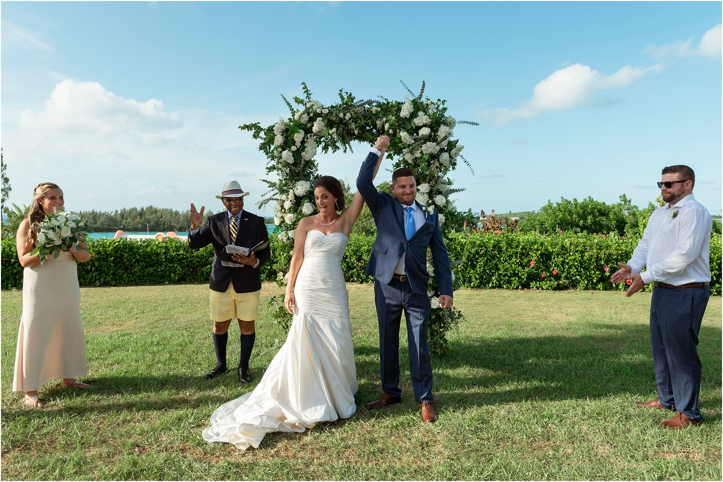 Grotto Bay Wedding Photographer Bermuda_©FianderFoto_033.jpg