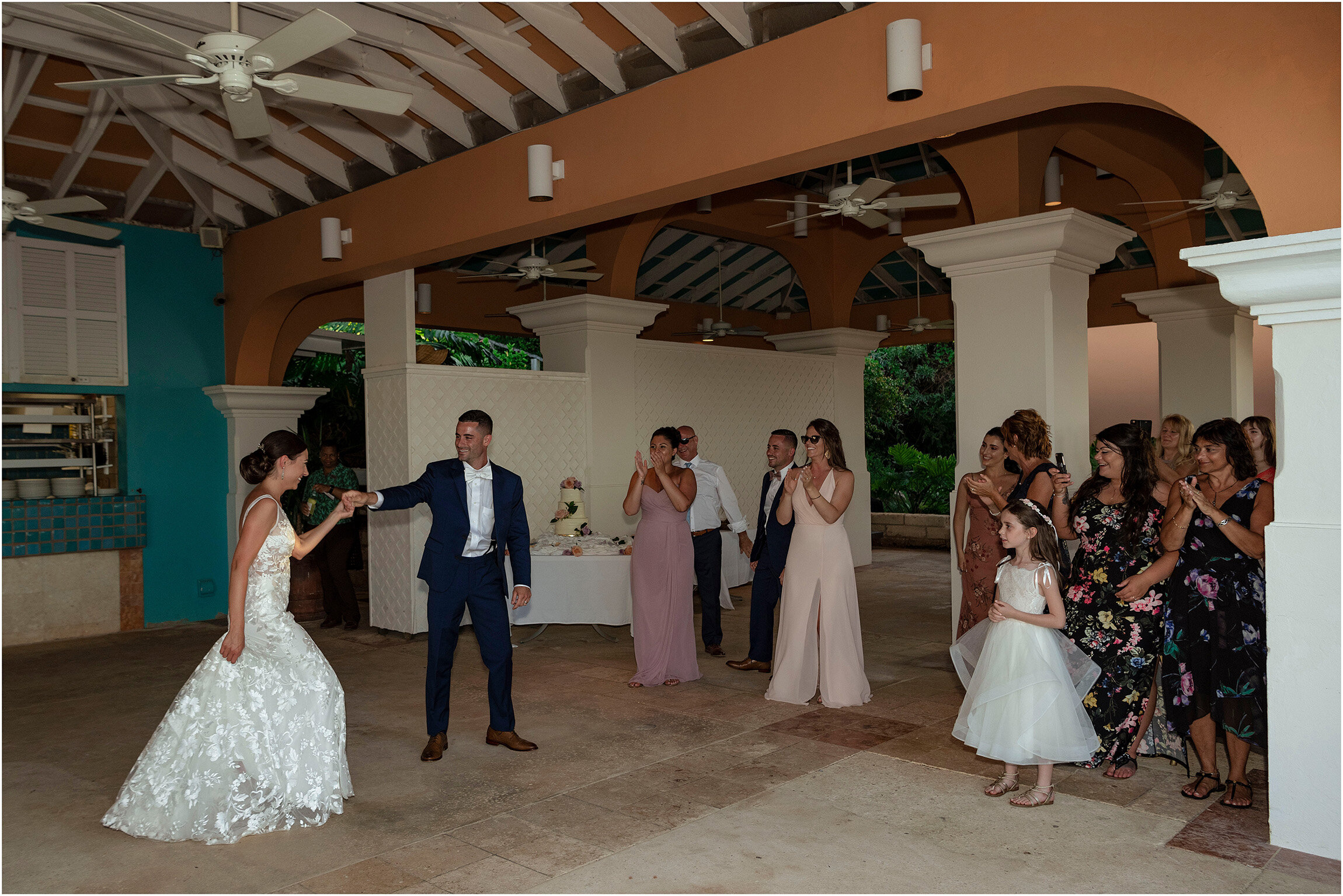 Bermuda Wedding Photographer_Grotto Bay Resort_C and S_©FianderFoto_057.jpg