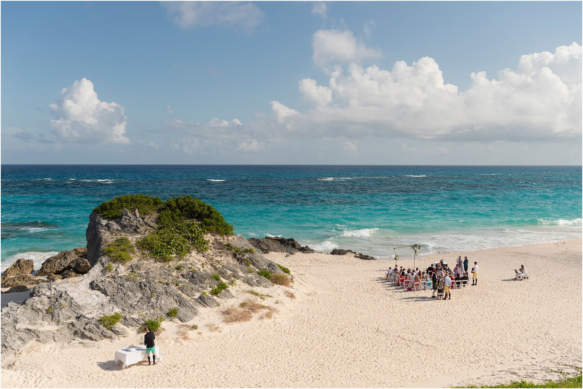 Mid Ocean Club Bermuda Wedding Photographer_©FianderFoto_009.jpg