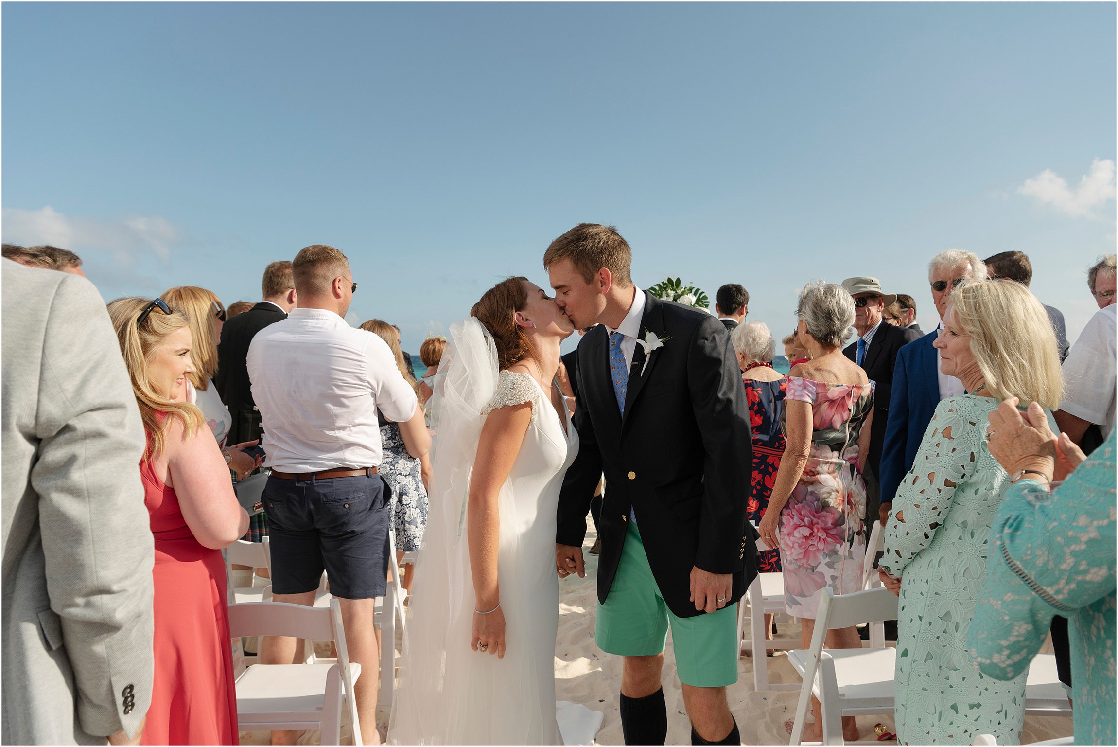 Mid Ocean Club Bermuda Wedding Photographer_©FianderFoto_036.jpg