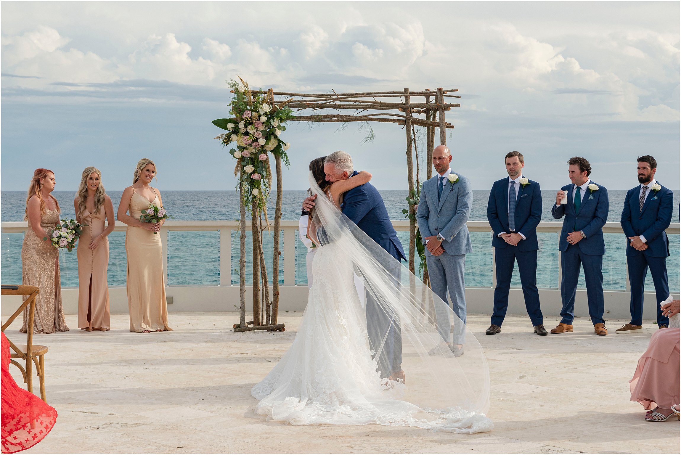 The Loren Bermuda Wedding Photographer_©FianderFoto_CM_076.jpg