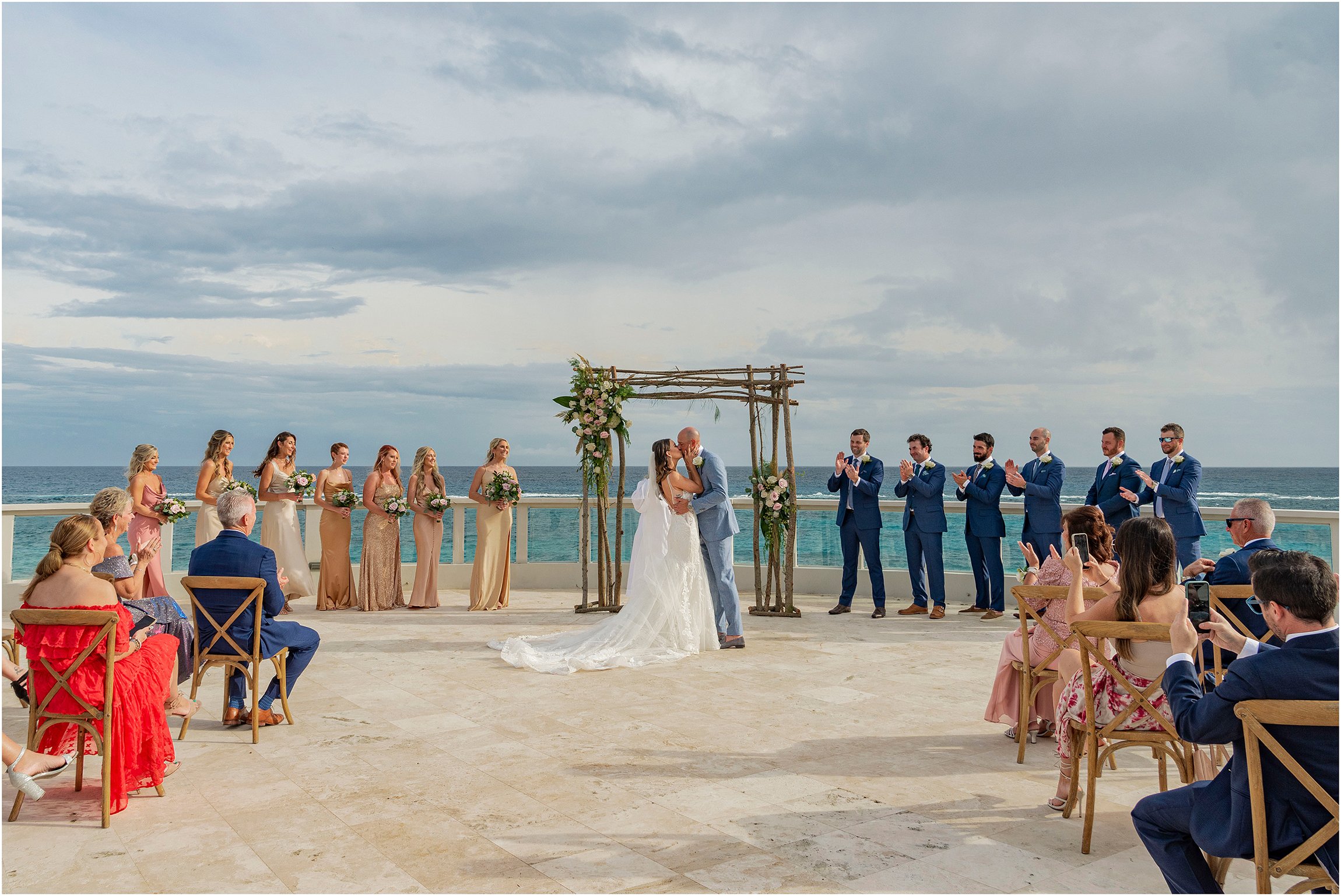 The Loren Bermuda Wedding Photographer_©FianderFoto_CM_089.jpg