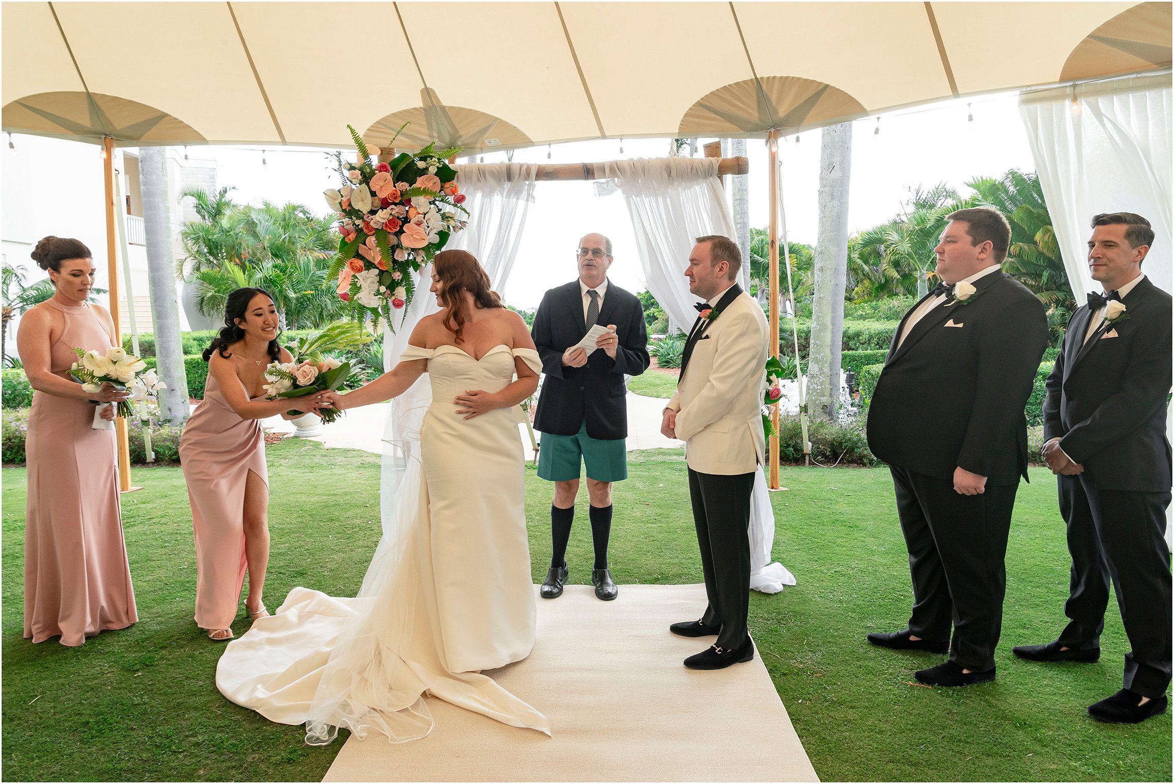 Rosewood Bermuda Wedding Photographer_©FianderFoto_049.jpg