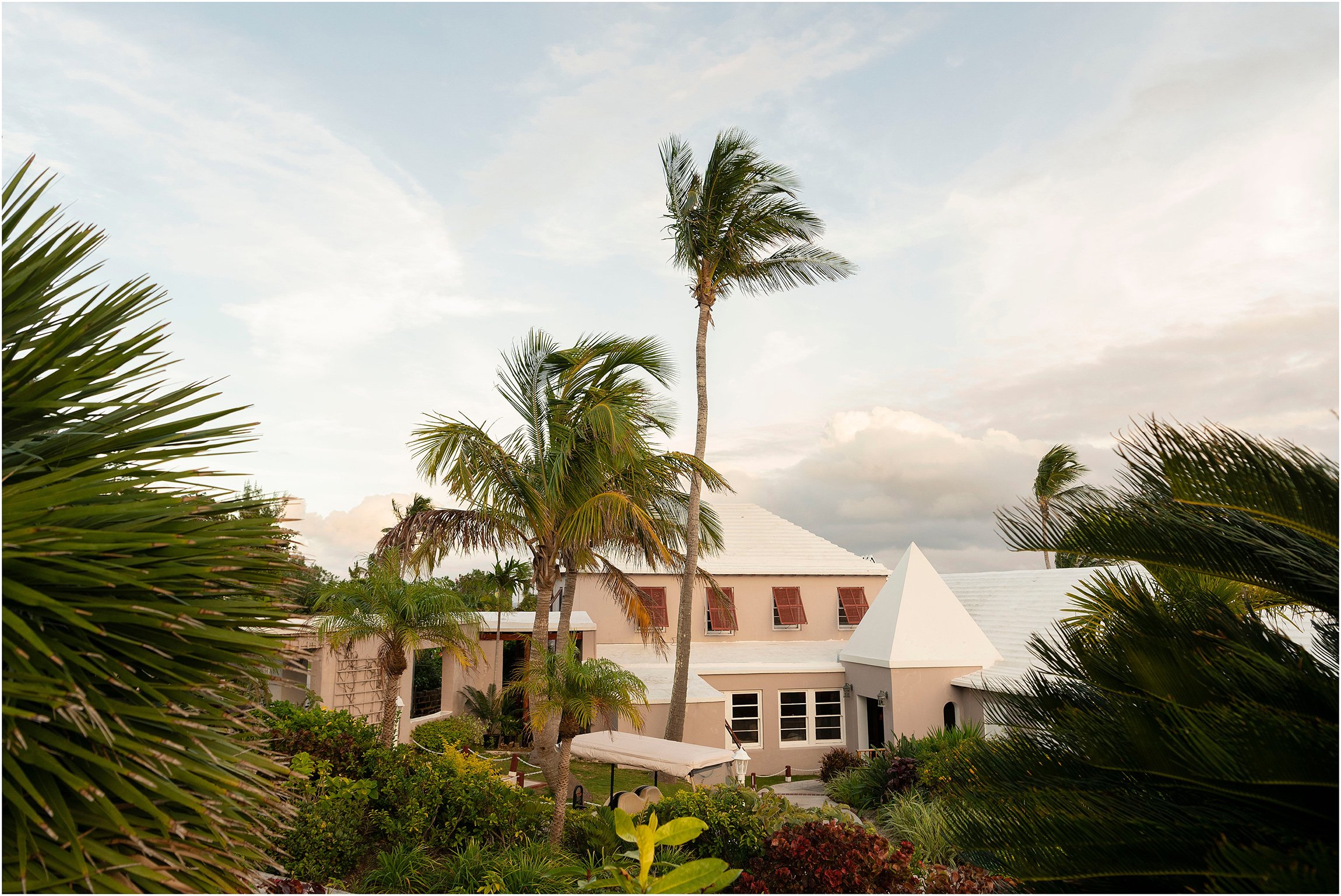 Coral Beach Bermuda Wedding_©FianderFoto_102.jpg