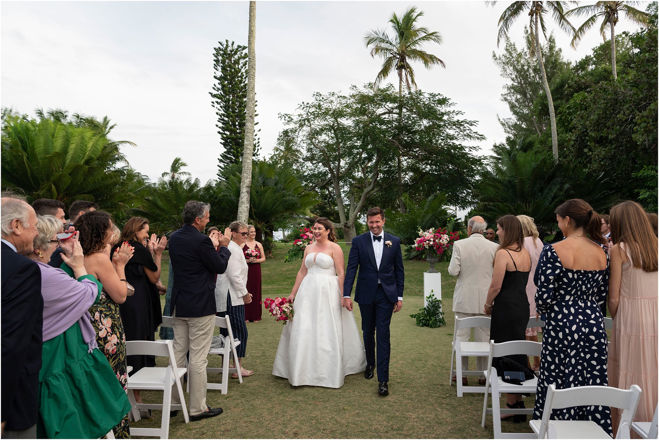 Coral Beach Bermuda Wedding_©FianderFoto_086.jpg