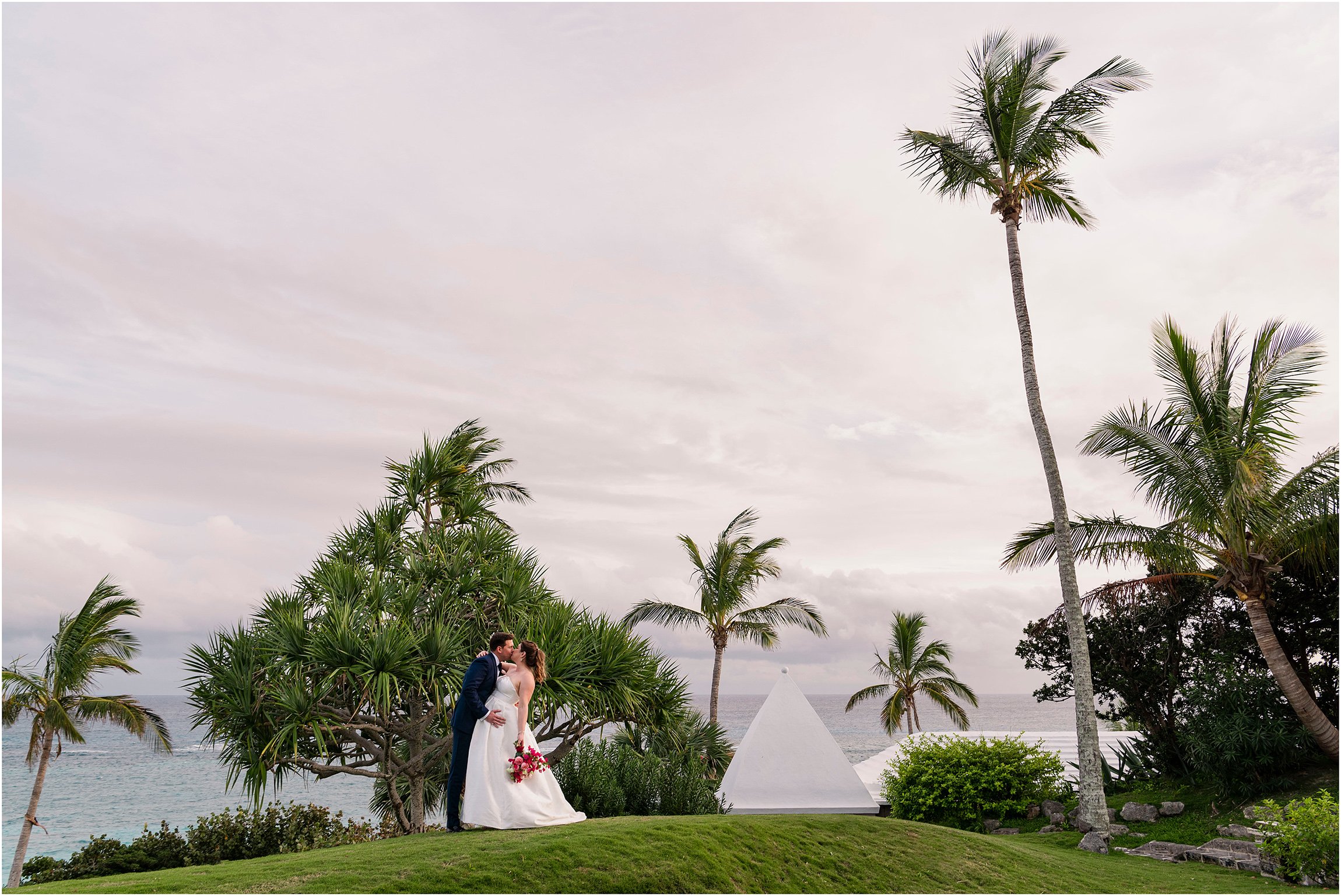 Coral Beach Bermuda Wedding_©FianderFoto_090.jpg