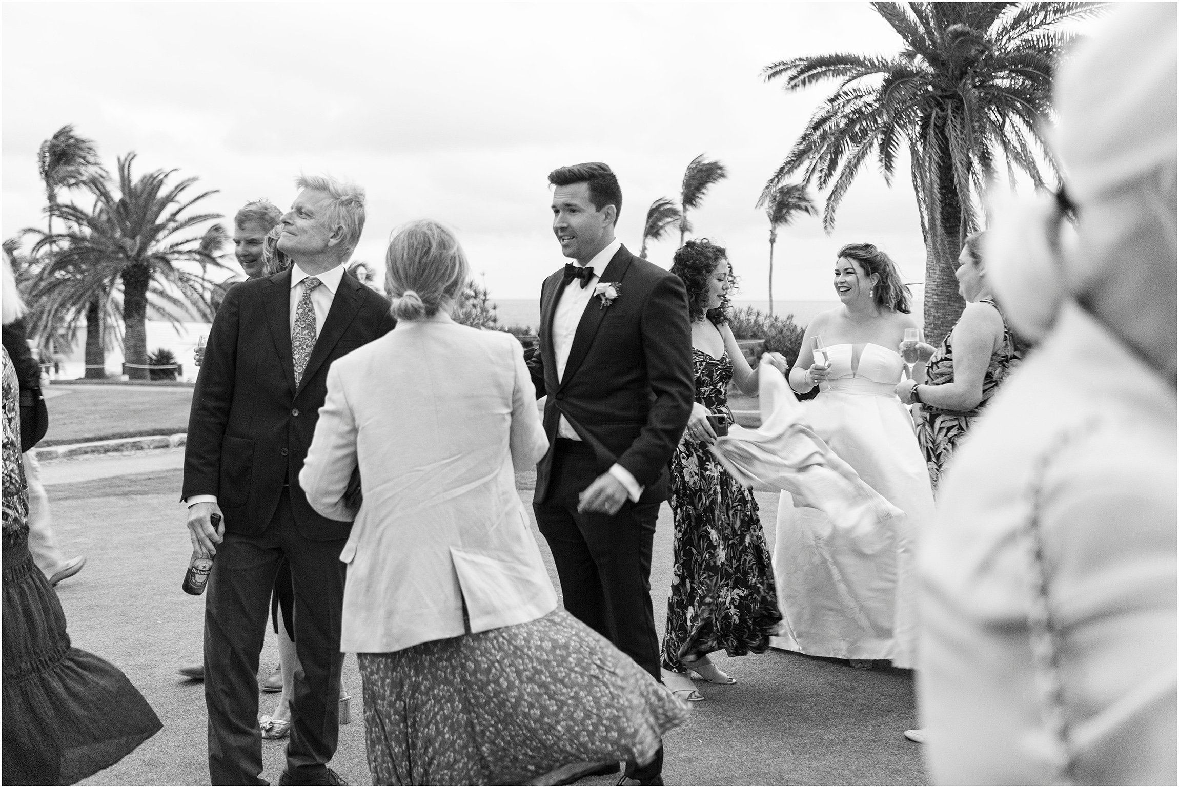 Coral Beach Bermuda Wedding_©FianderFoto_100.jpg