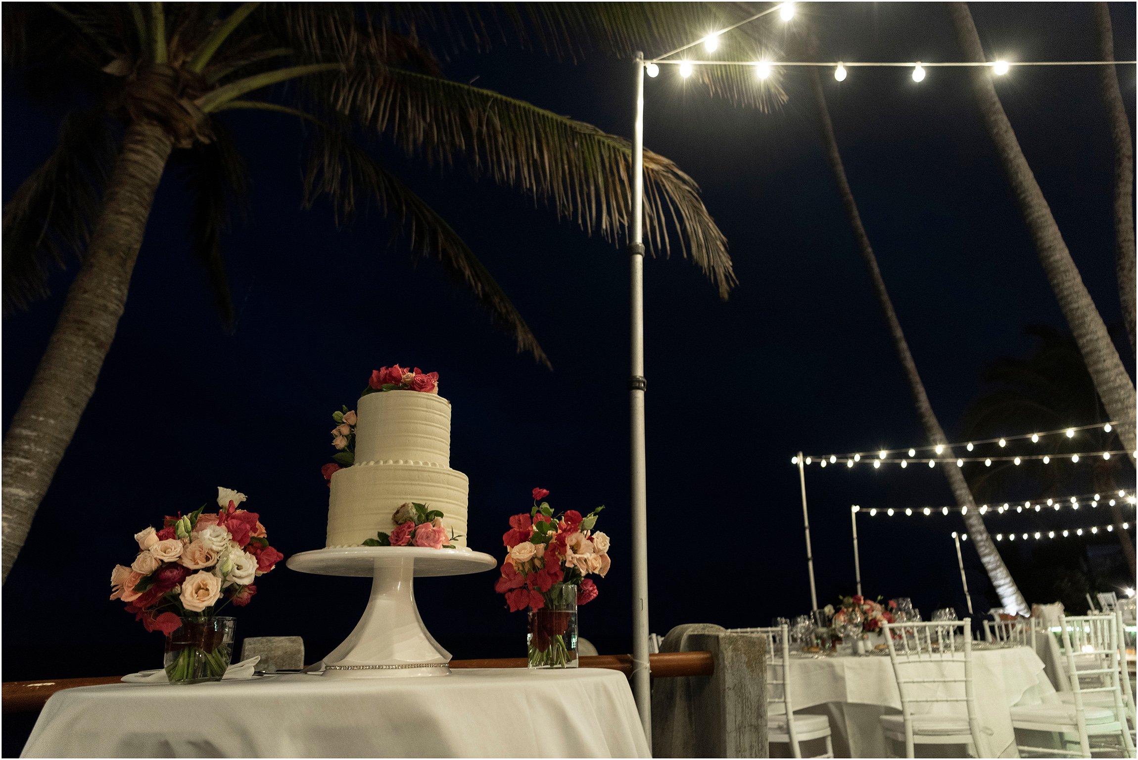 Coral Beach Bermuda Wedding_©FianderFoto_114.jpg