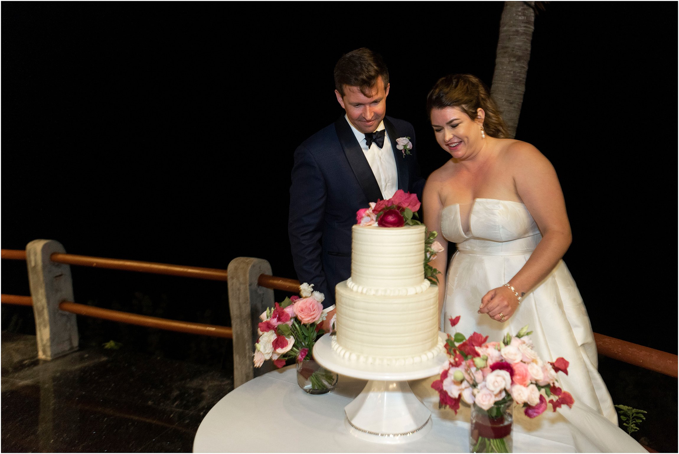 Coral Beach Bermuda Wedding_©FianderFoto_121.jpg