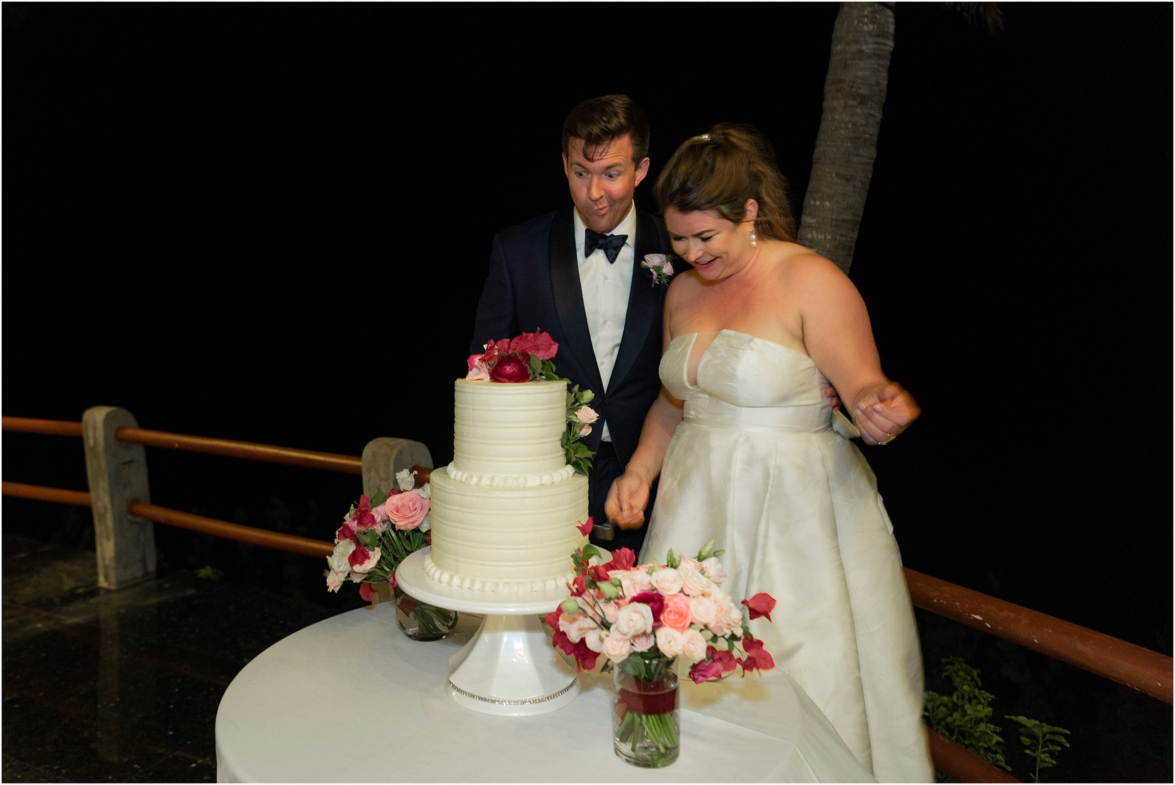 Coral Beach Bermuda Wedding_©FianderFoto_123.jpg