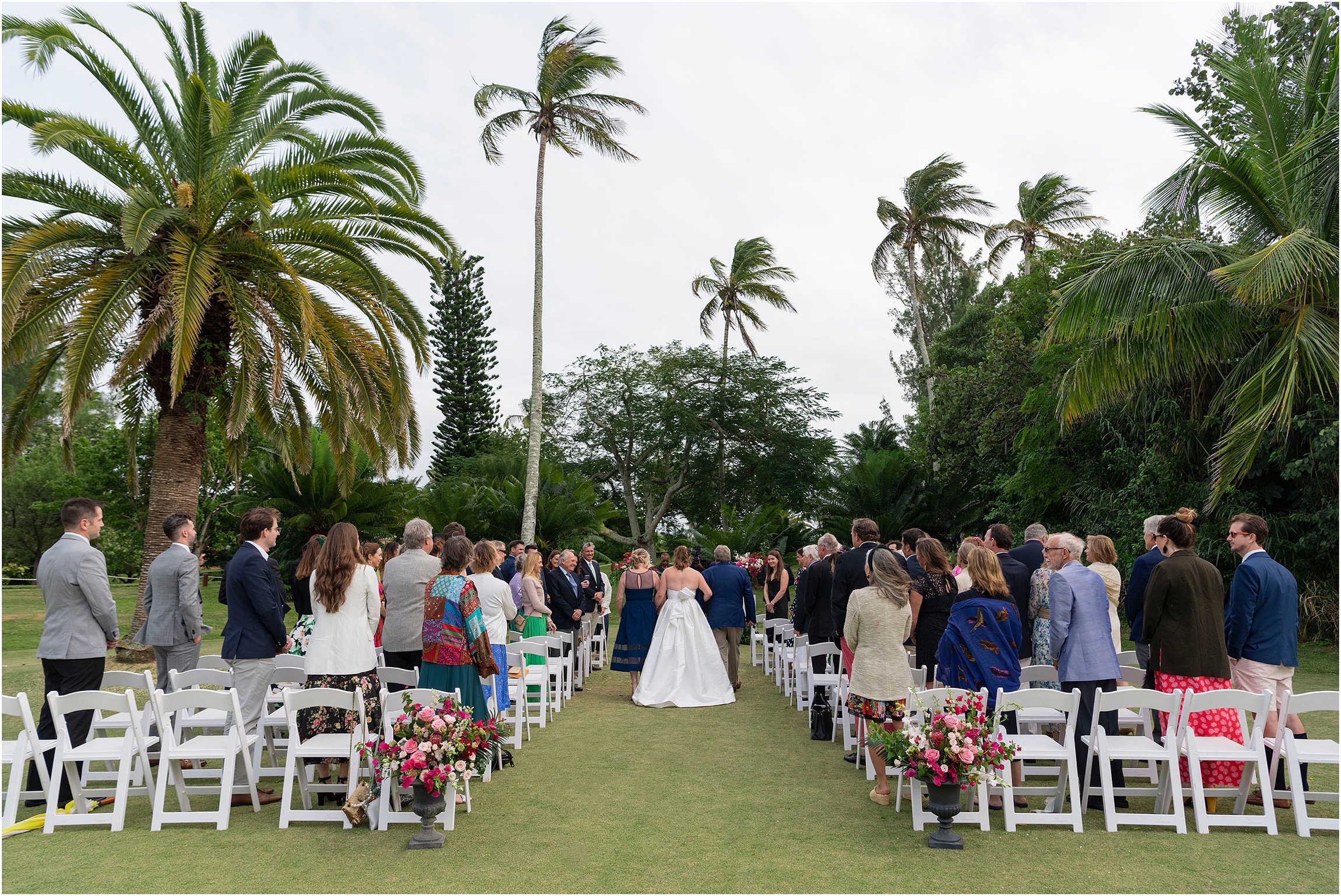 Coral Beach Bermuda Wedding_©FianderFoto_076.jpg