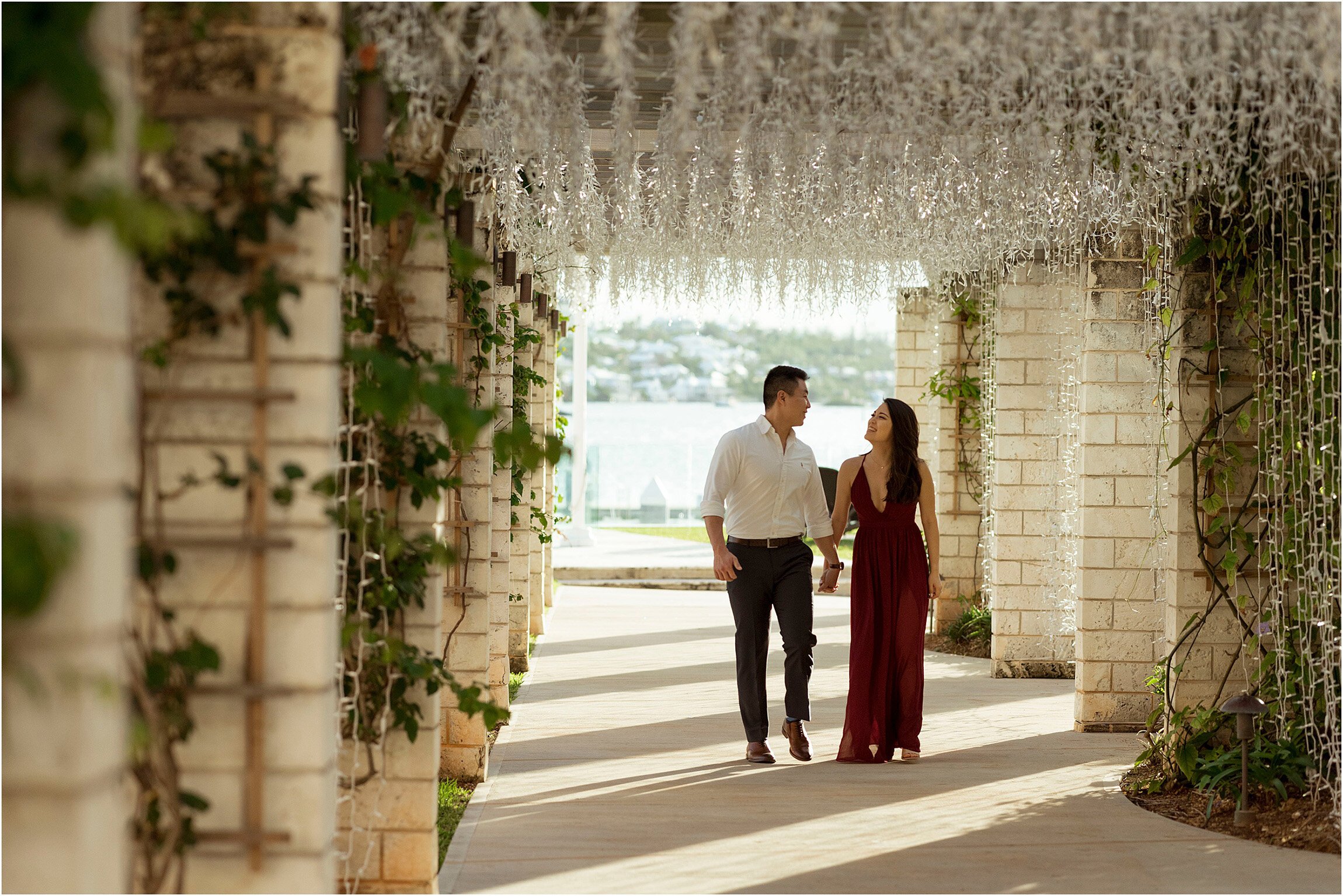 ©FianderFoto_Bermuda+Engagement+Photos_Hamilton+Princess_015.jpg