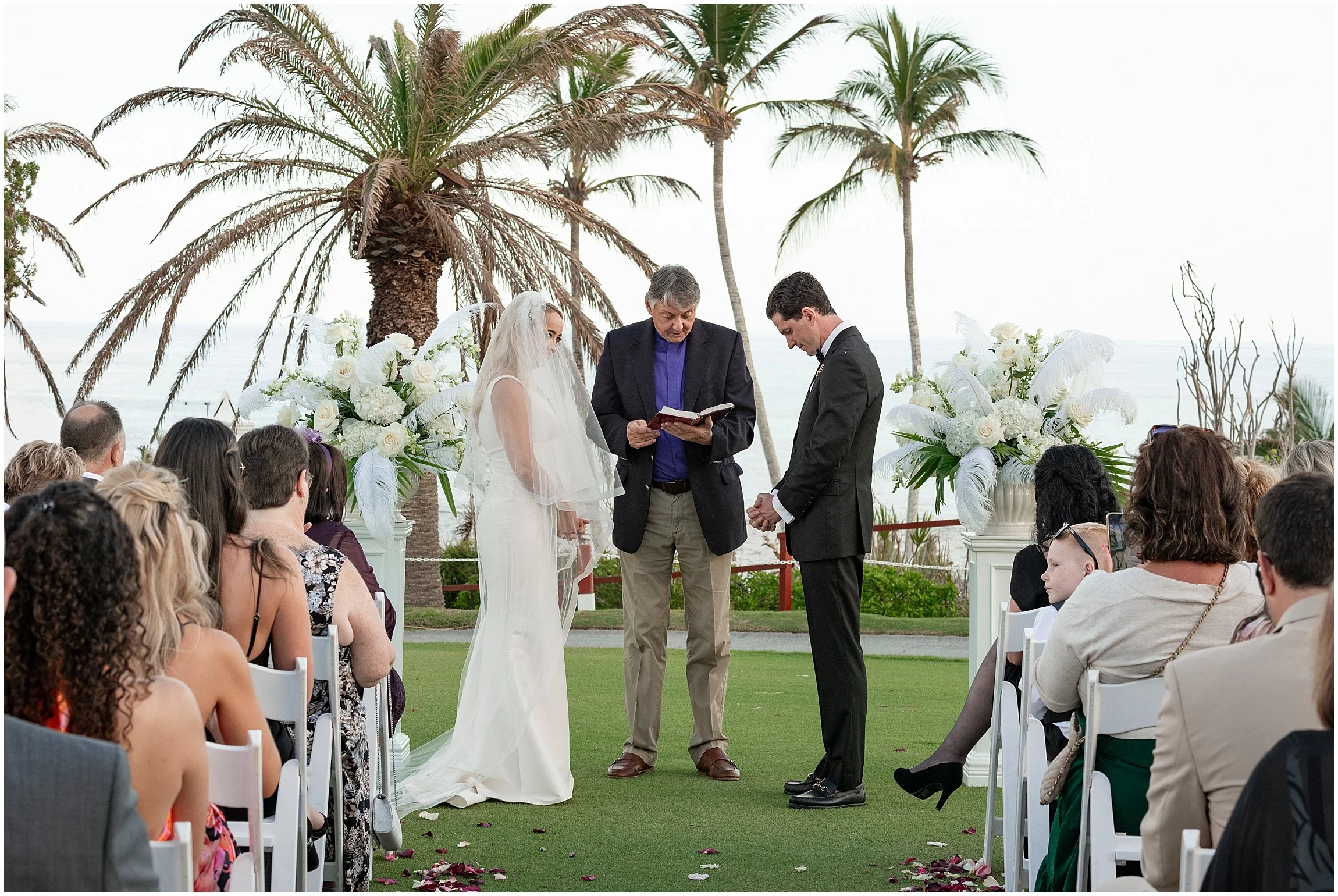 Coral Beach Club Bermuda_Wedding Photographer_©Fiander Foto_100.jpg