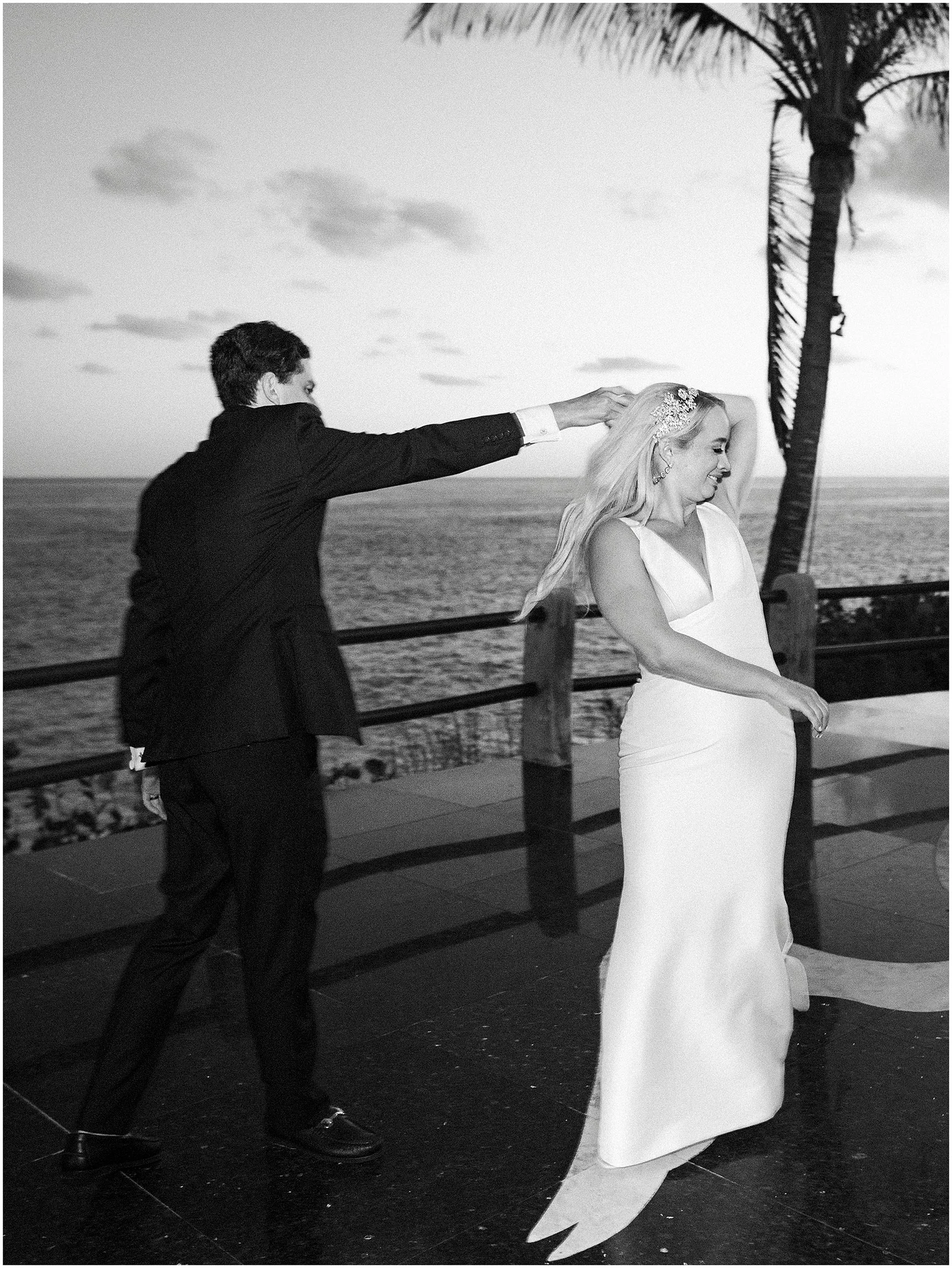 Coral Beach Club Bermuda_Wedding Photographer_©Fiander Foto_122.jpg