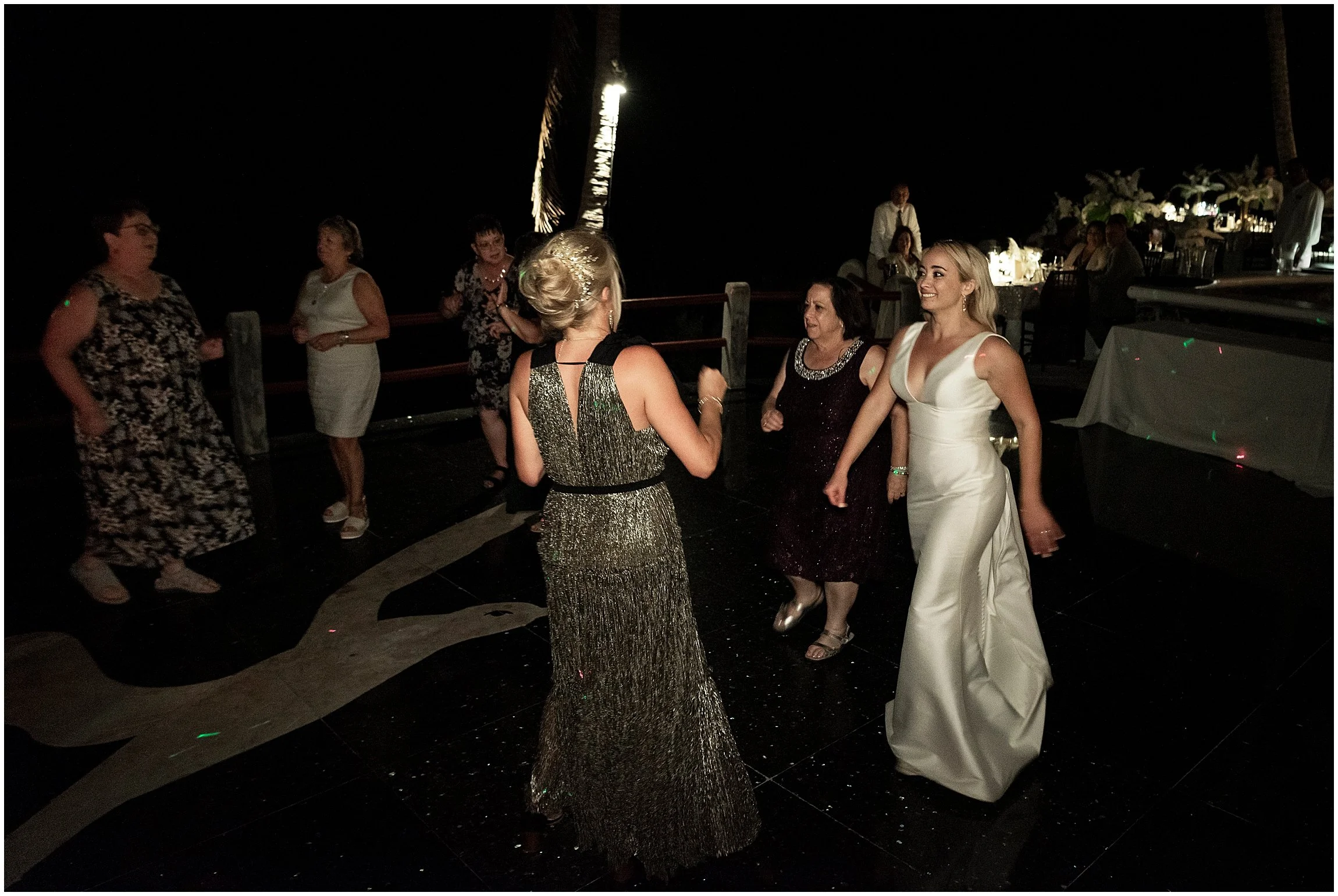 Coral Beach Club Bermuda_Wedding Photographer_©Fiander Foto_166.jpg