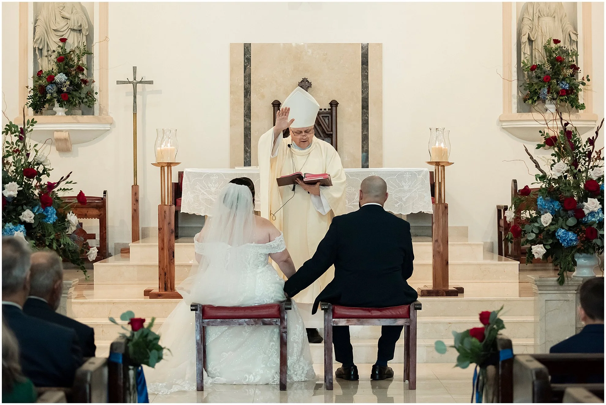 Saint Theresa's Cathedral Bermuda Wedding_©FianderFoto_022.jpg