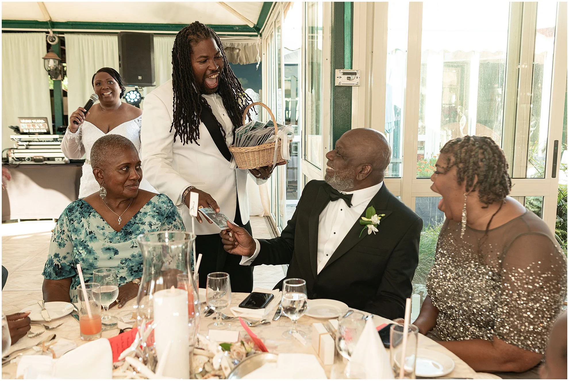 Fourways Restaurant & Inn Bermuda_Wedding_©Fiander Foto_049.jpg