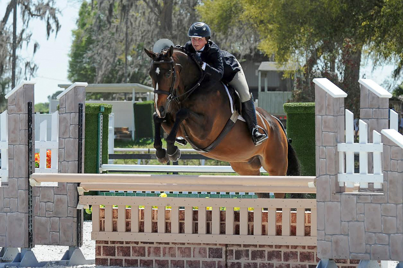 Del Piero and Alex Trolli earned the 3'3" Junior Hunter Reserve Championship on the HITS Ocala winter circuit.