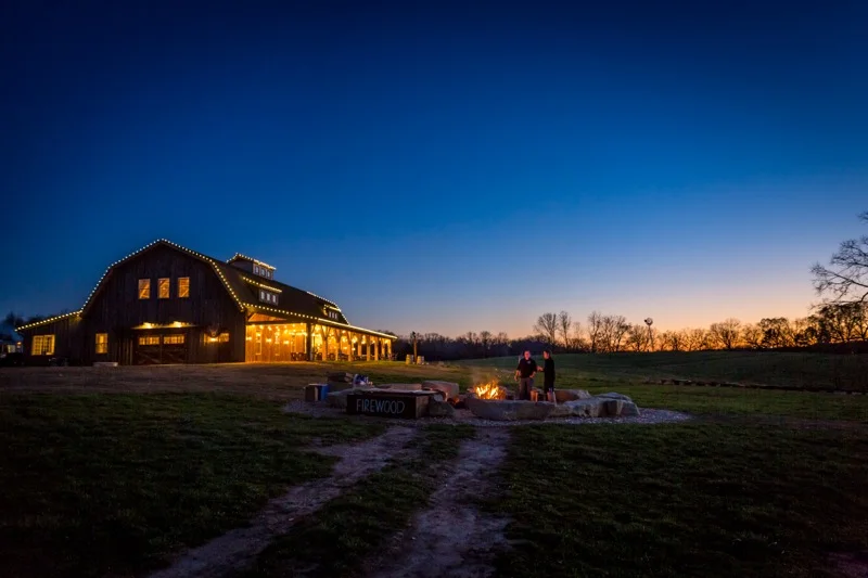 Barn-and-Fire-Pit-at-Night.jpg
