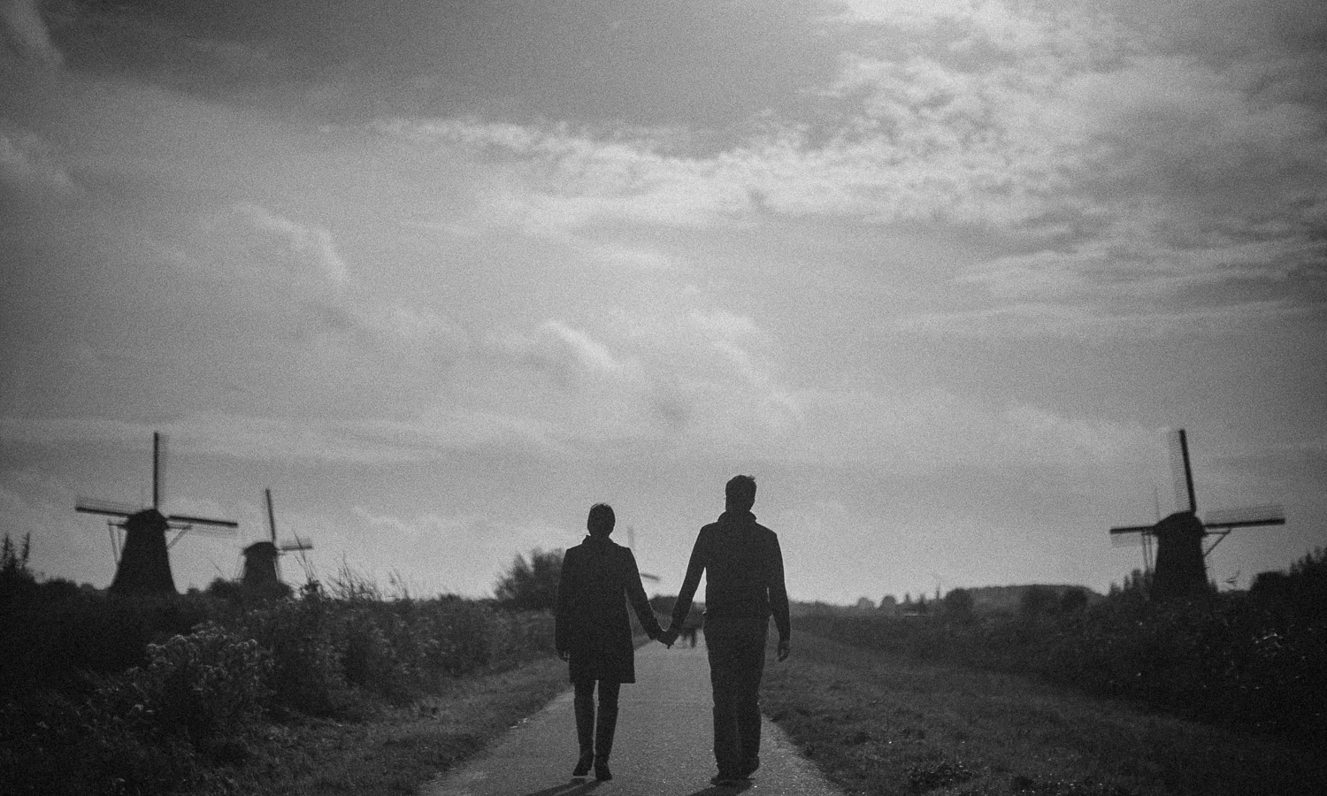 Kinderdijk Engagement Session-MarcelJackie-4.jpg