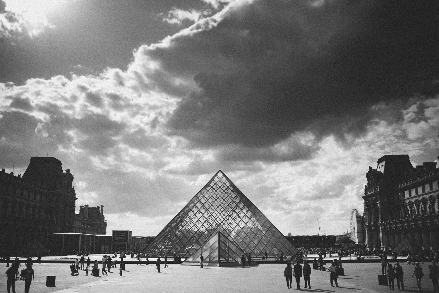  Paris Engagement Session | Sherwin x Val 