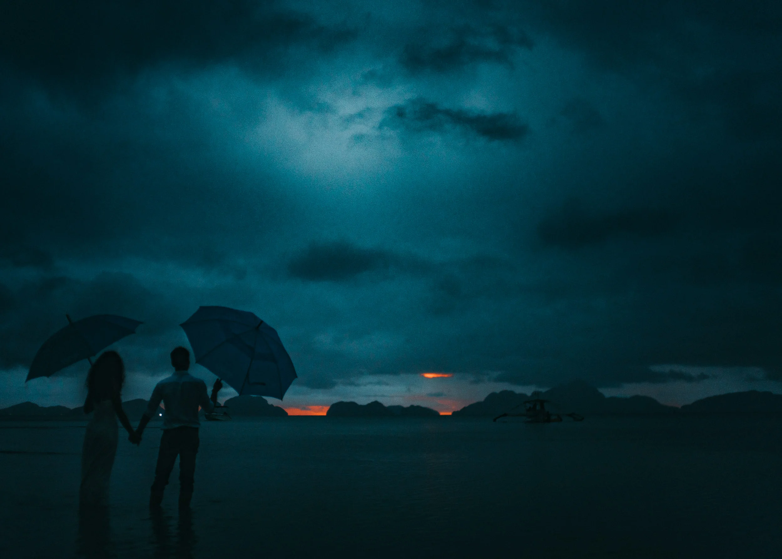  Destination Wedding in El Nido - Intimate Beach Wedding Photos 