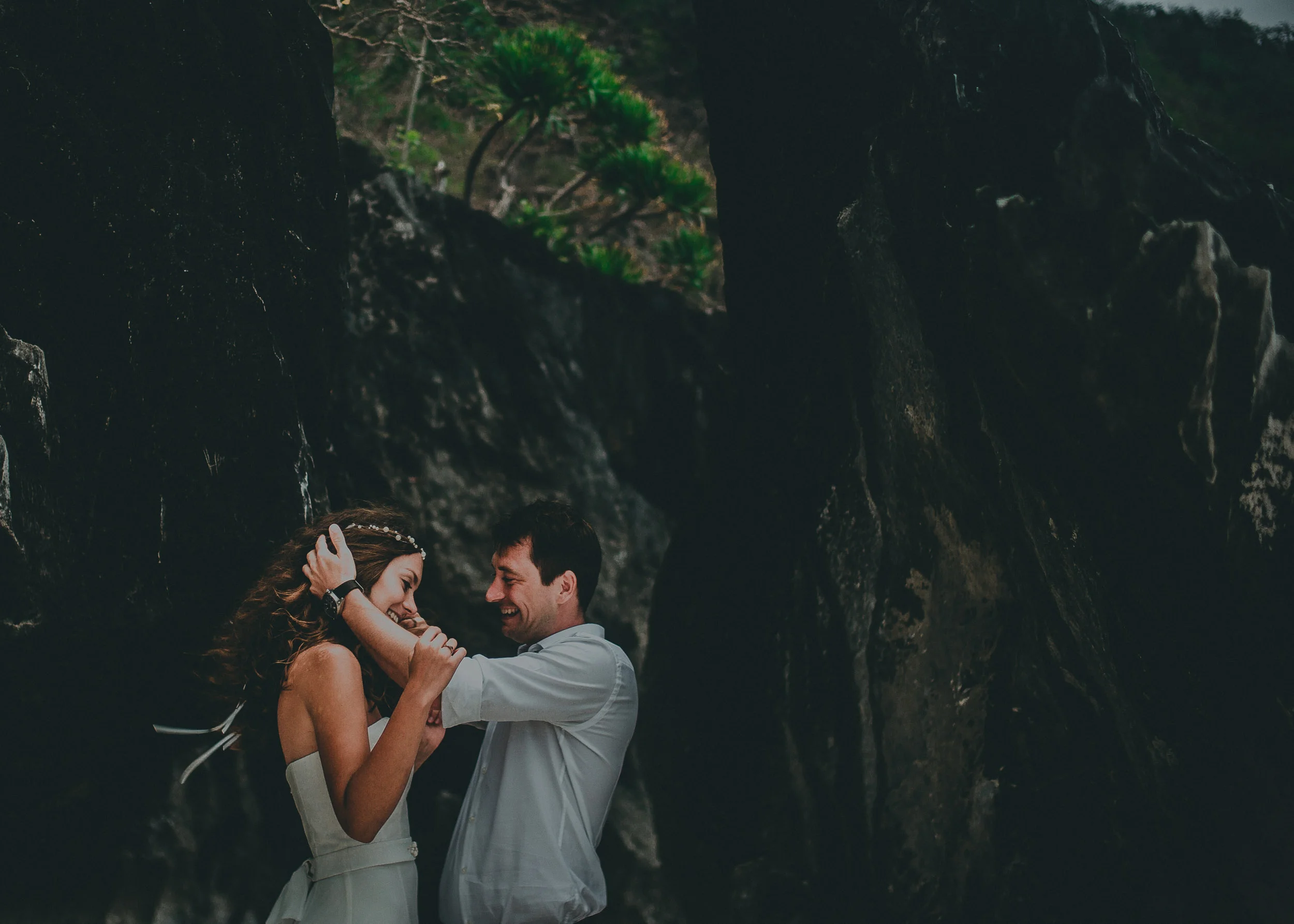  Destination Wedding in El Nido - Intimate Beach Wedding Photos 